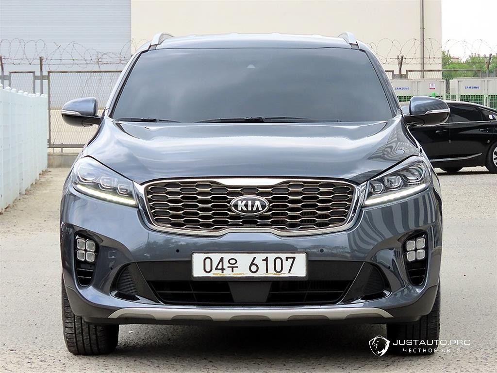 Автомобиль Kia Sorento