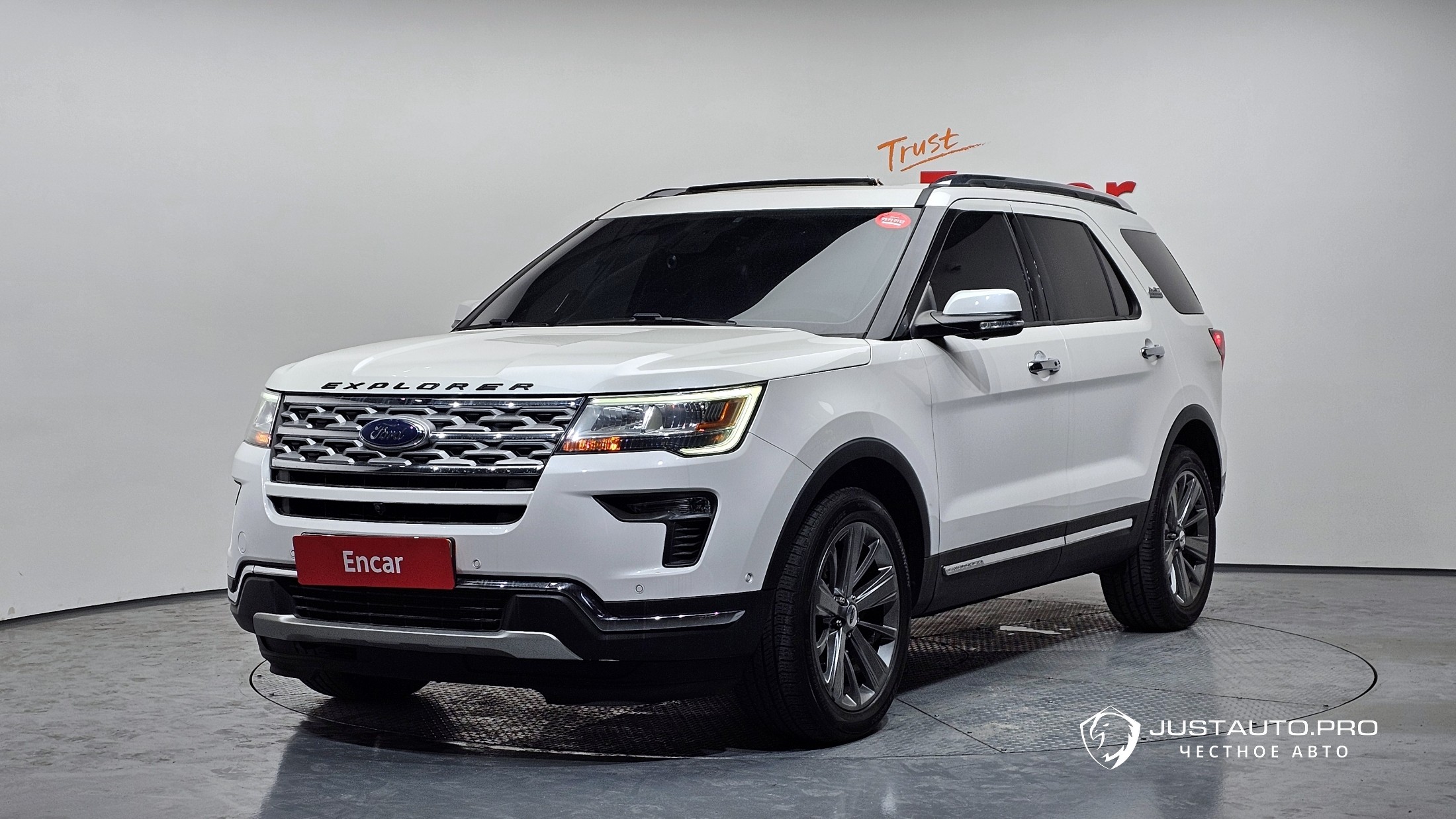Автомобиль Ford Explorer