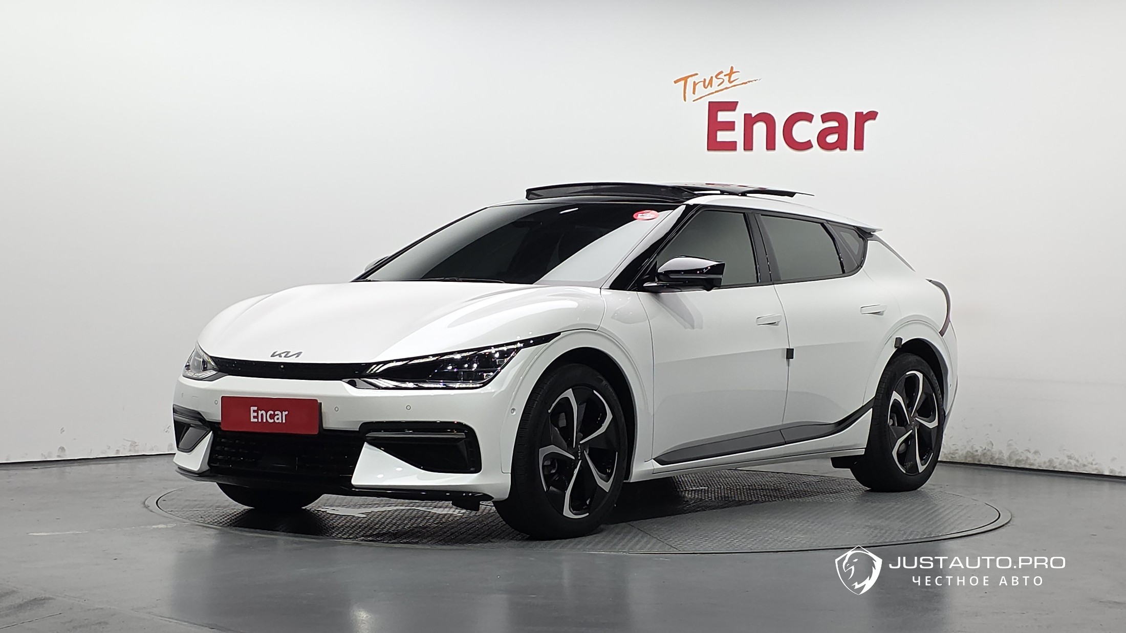 Автомобиль Kia EV6