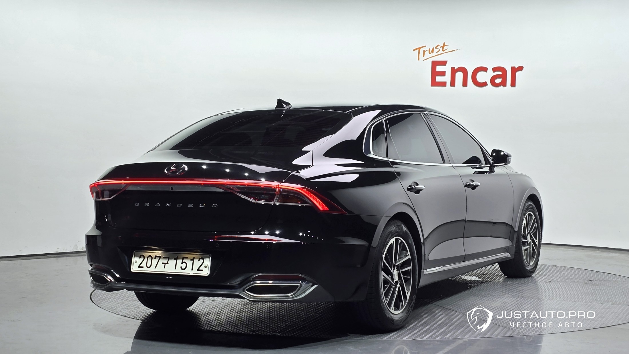 Автомобиль Hyundai Grandeur