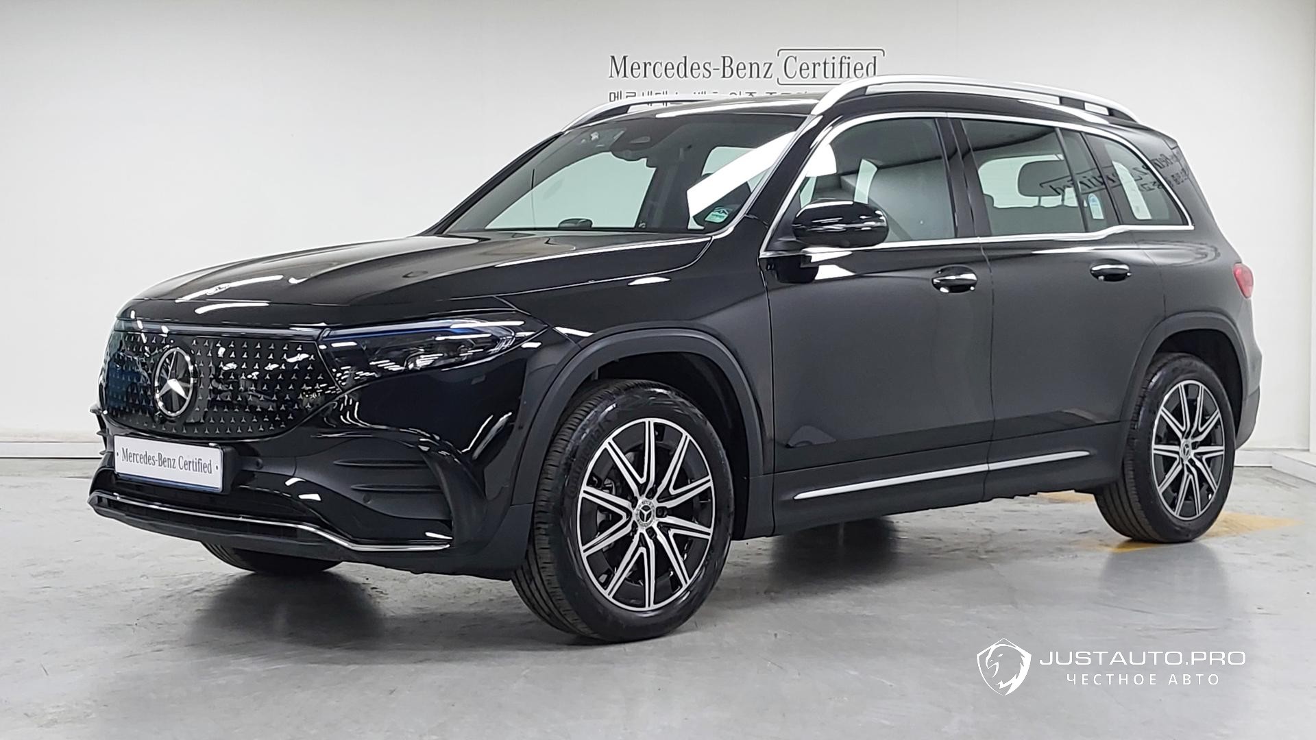 Автомобиль Mercedes-Benz EQB