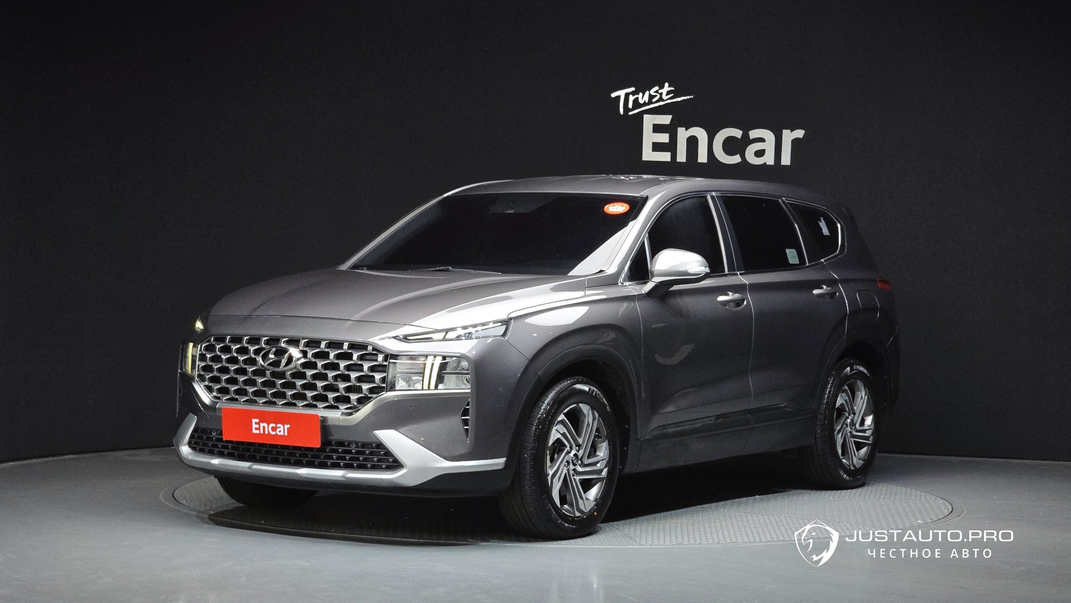 Автомобиль Hyundai Santafe