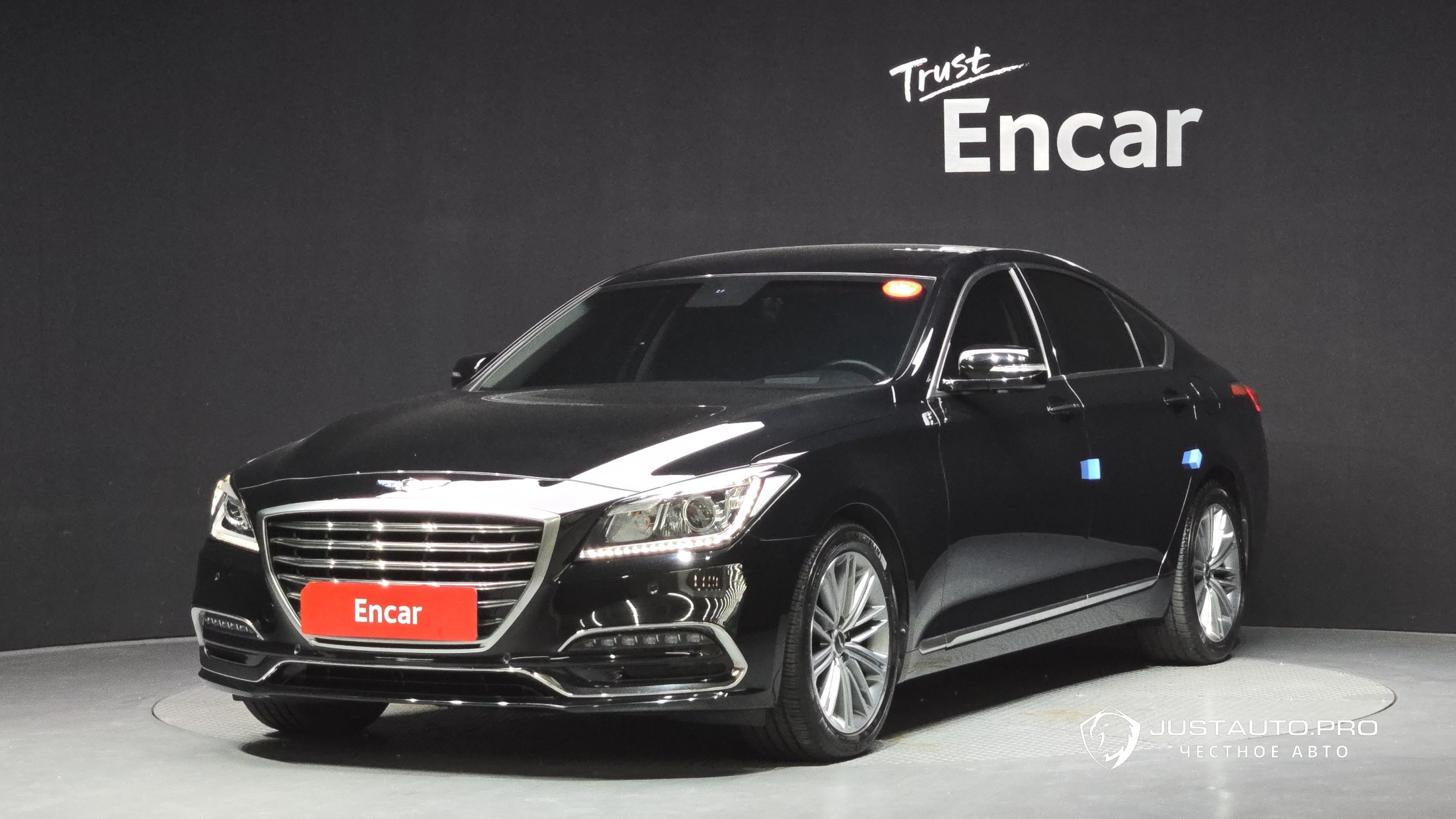 Автомобиль Genesis G80