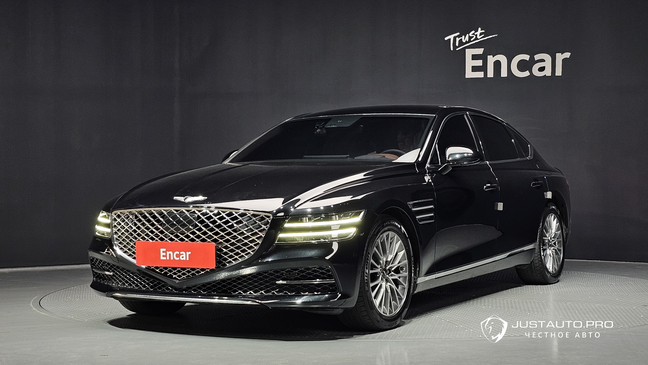 Автомобиль Genesis G80