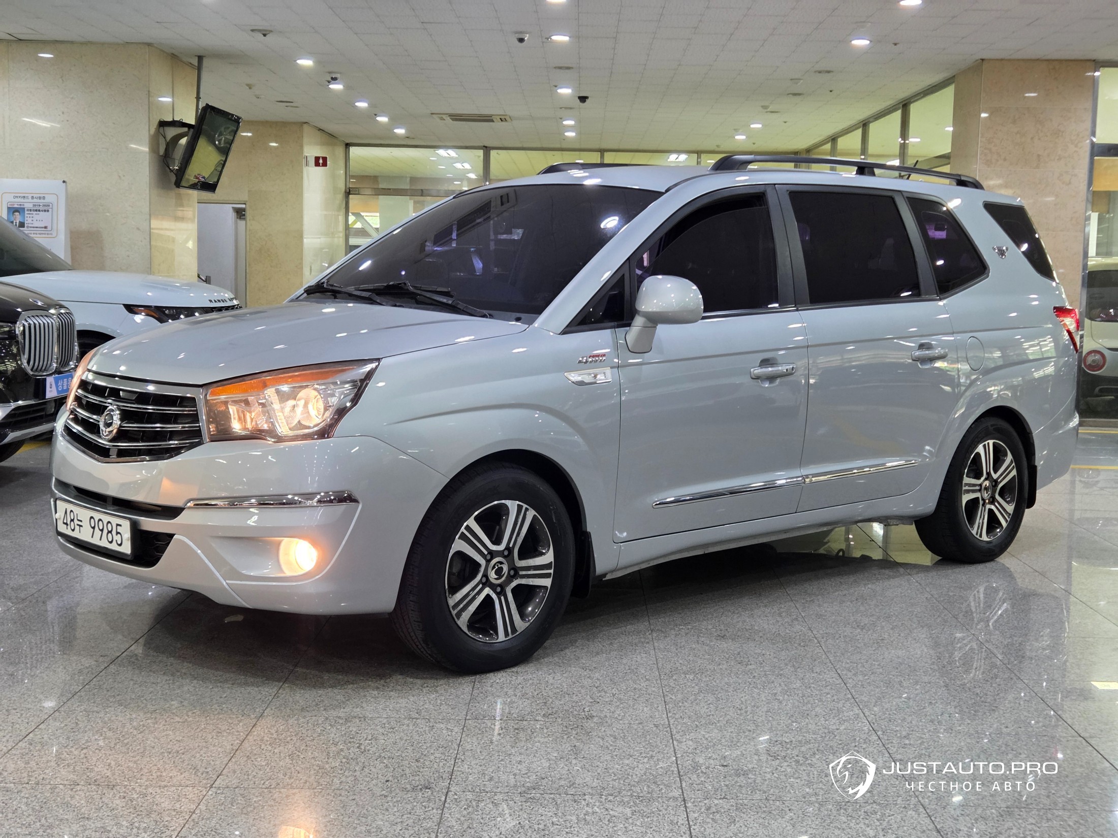 Автомобиль KG_Mobility_Ssangyong KORANDO