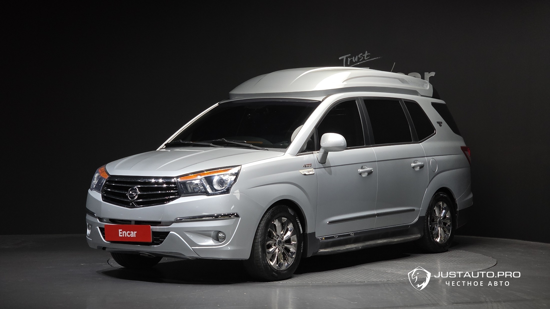 Автомобиль KG_Mobility_Ssangyong KORANDO