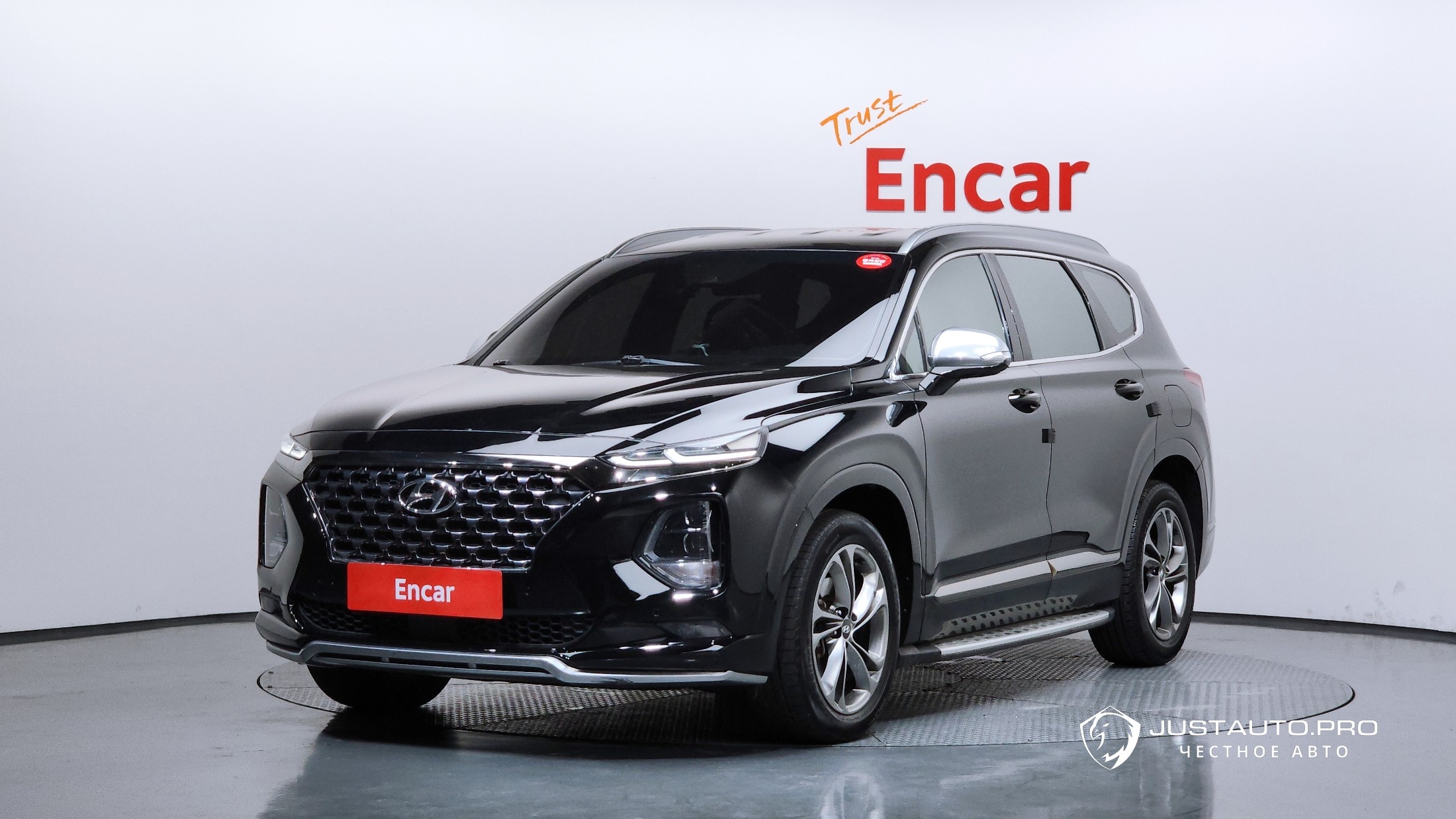 Автомобиль Hyundai Santafe