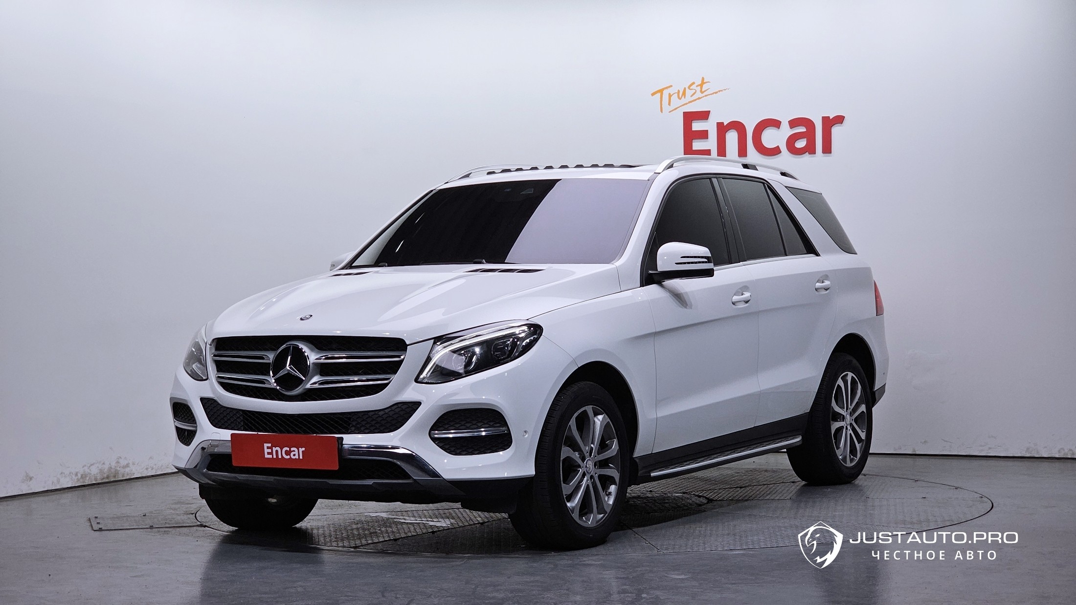 Автомобиль Mercedes-Benz GLE-Class