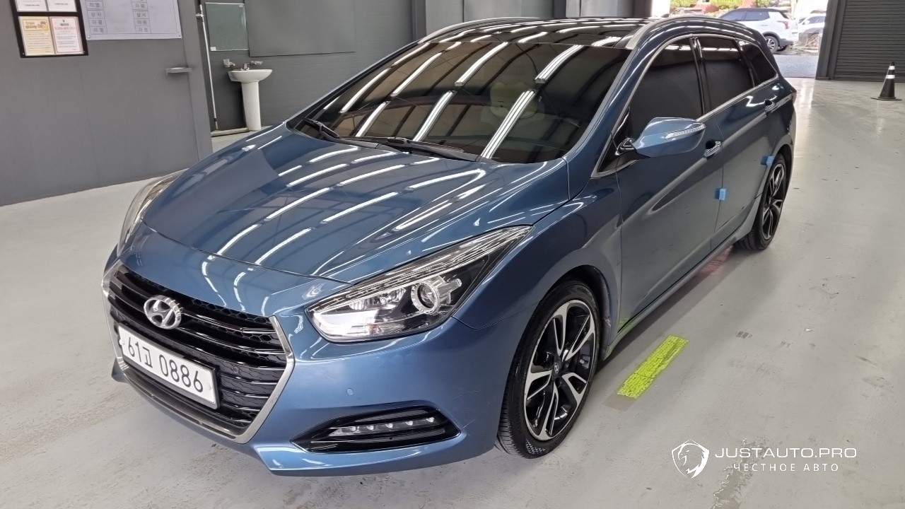 Автомобиль Hyundai i40