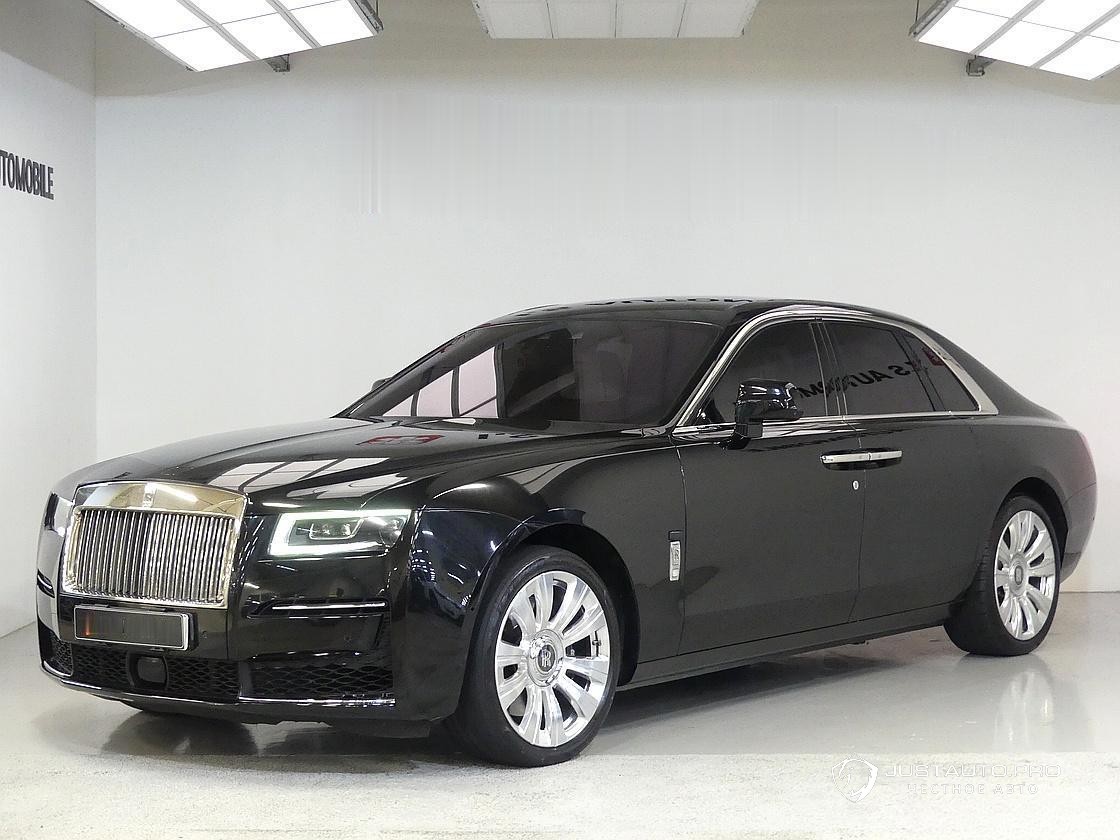 Автомобиль Rolls-Royce Ghost