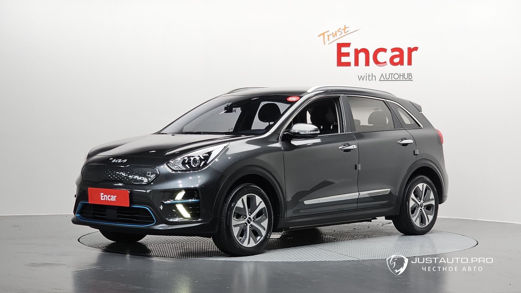 Автомобиль Kia Niro