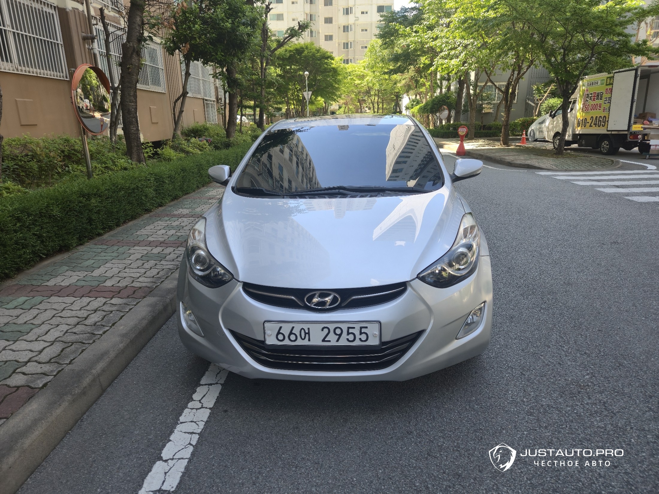 Автомобиль Hyundai AVANTE