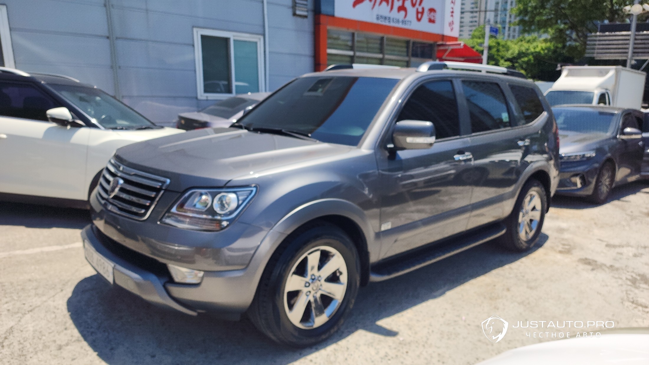 Автомобиль Kia Mohave