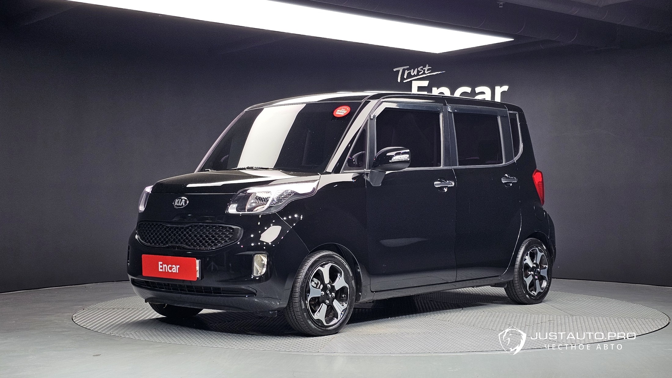 Автомобиль Kia RAY