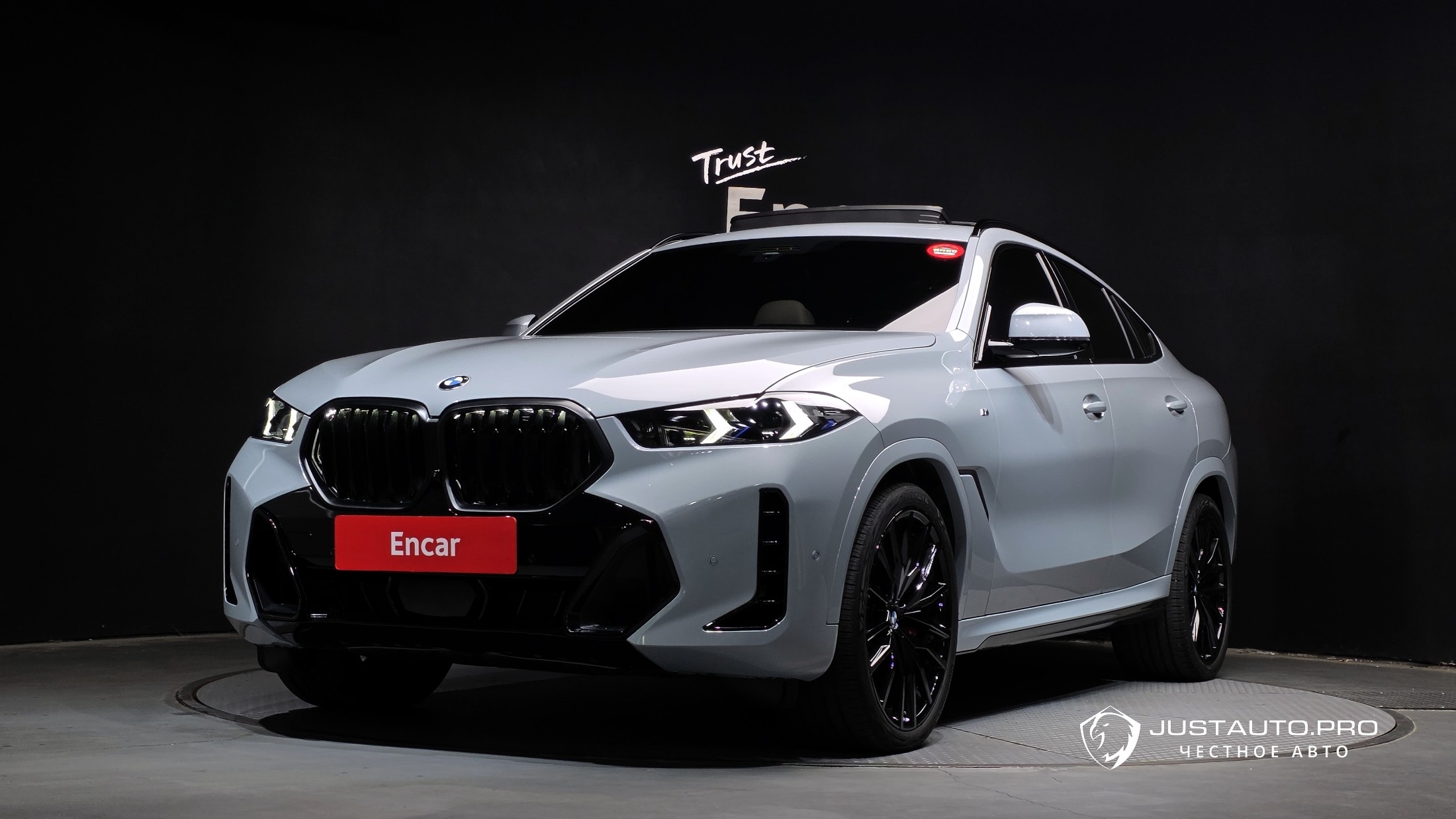 Автомобиль BMW X6