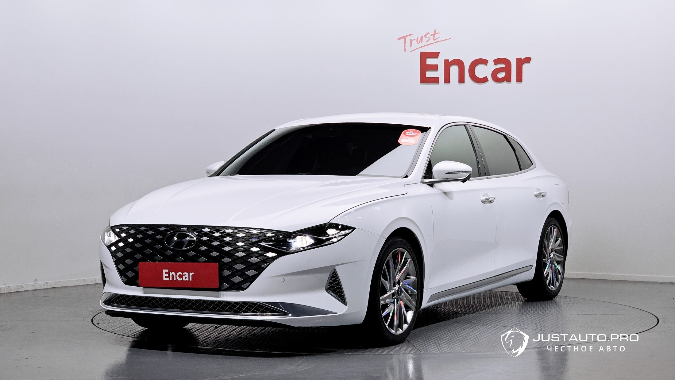 Автомобиль Hyundai Grandeur