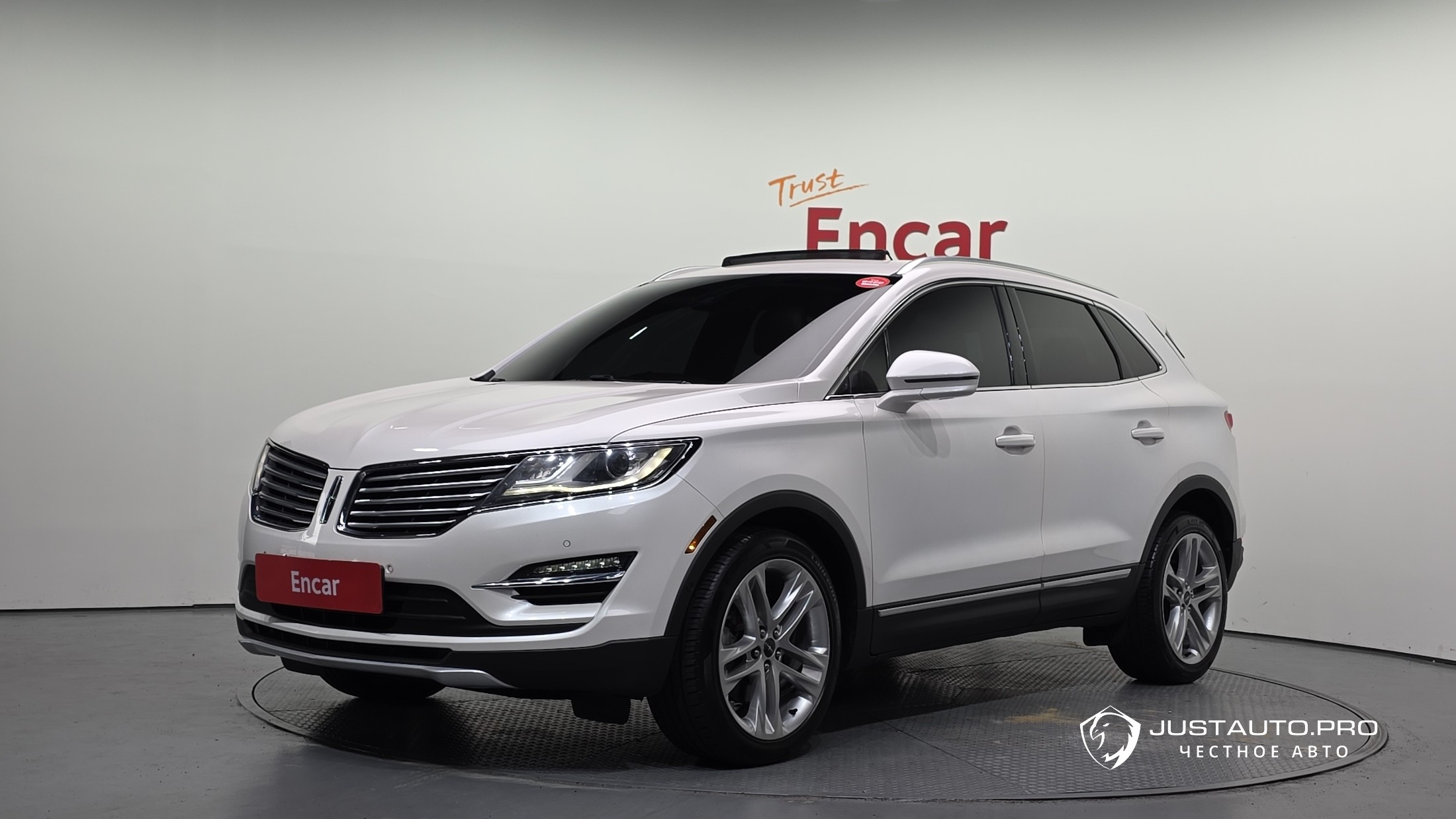 Автомобиль Lincoln MKC