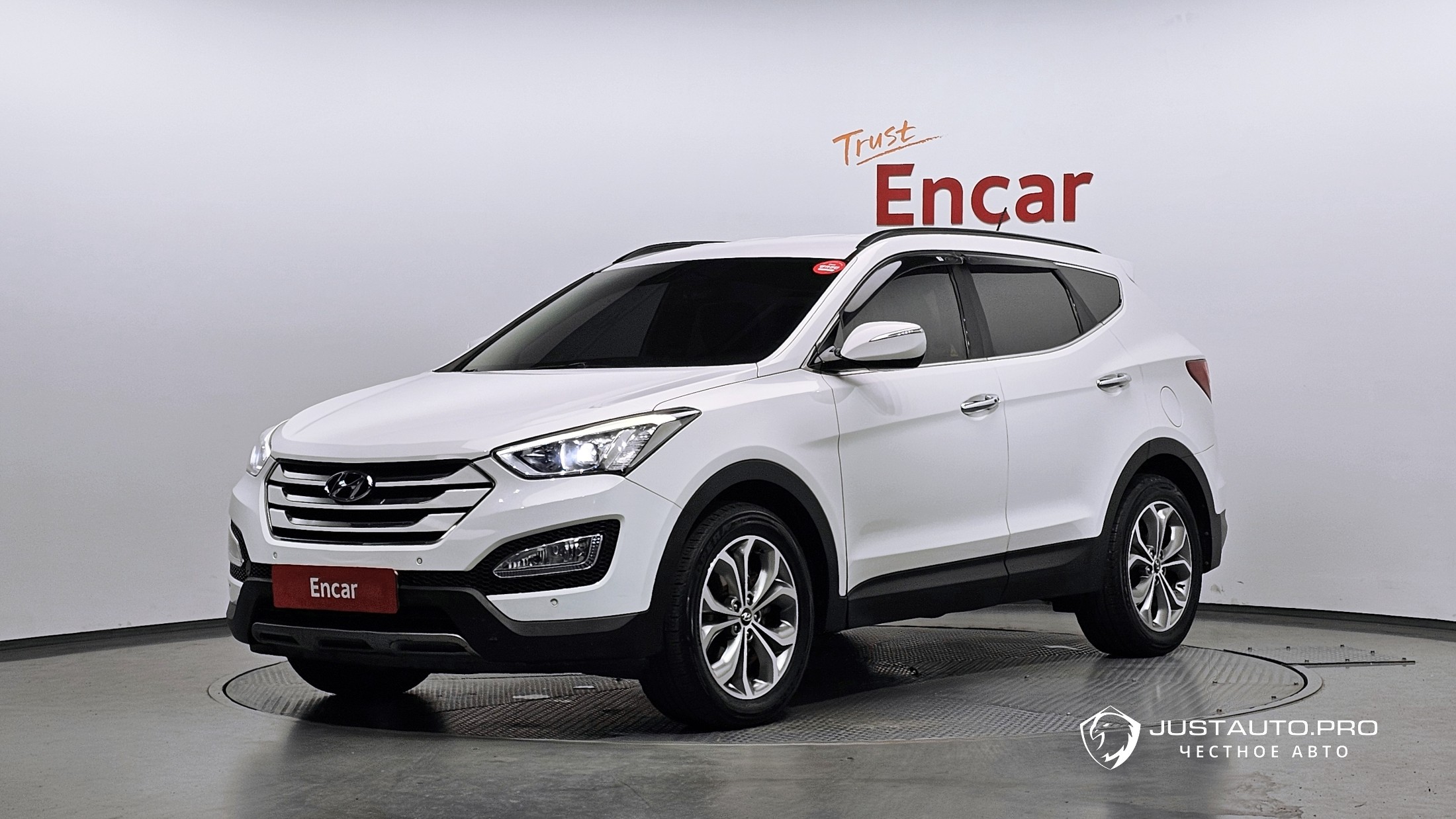 Автомобиль Hyundai Santafe