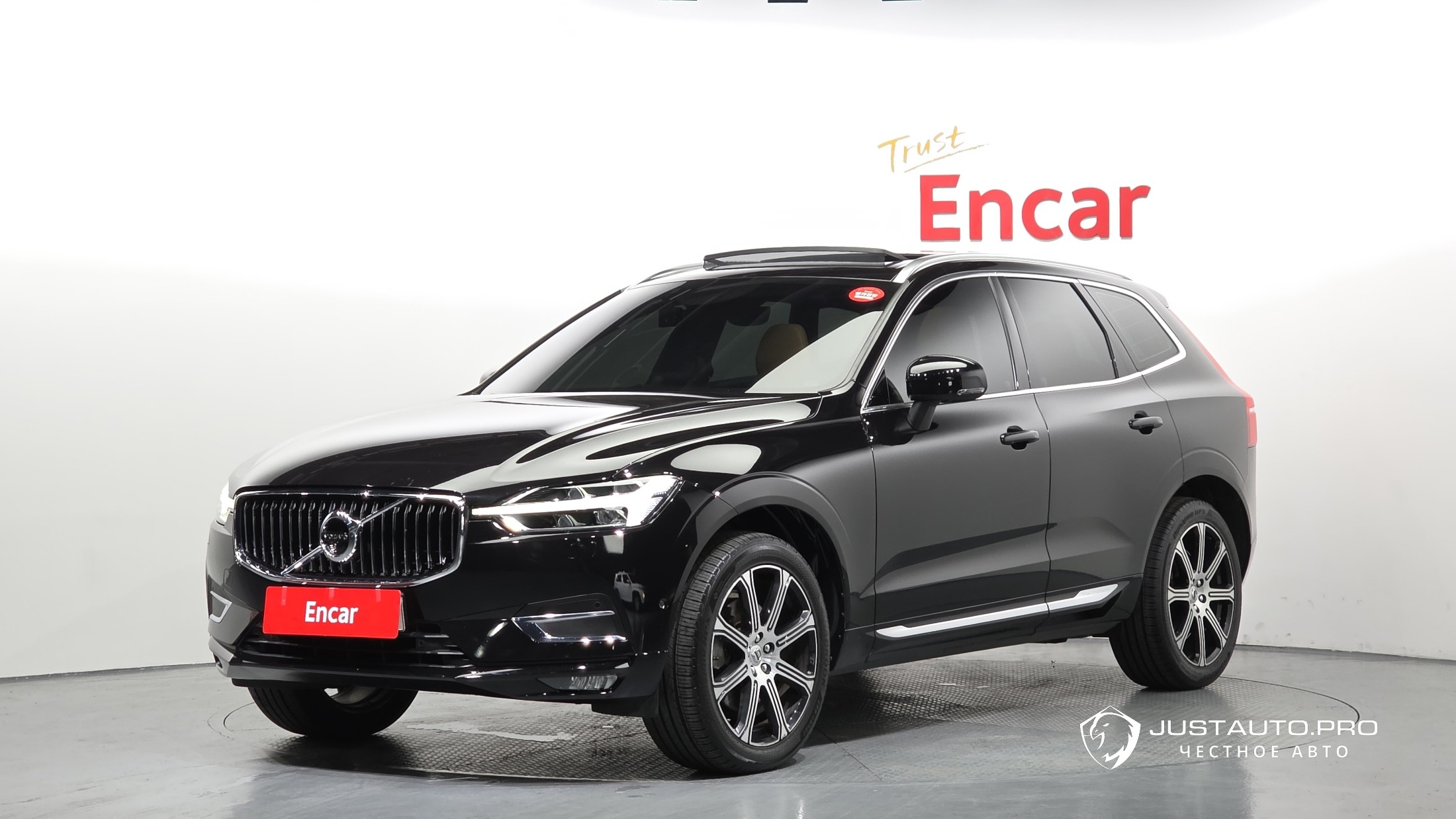 Автомобиль Volvo XC60