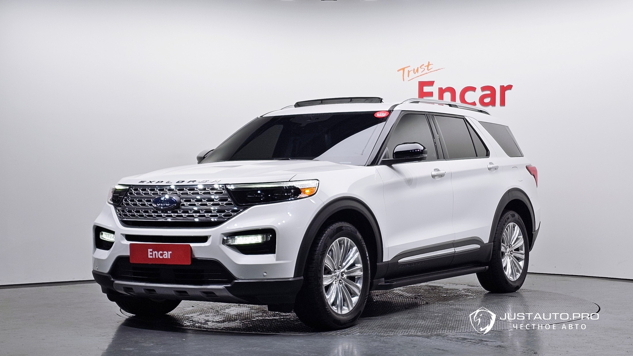 Автомобиль Ford Explorer
