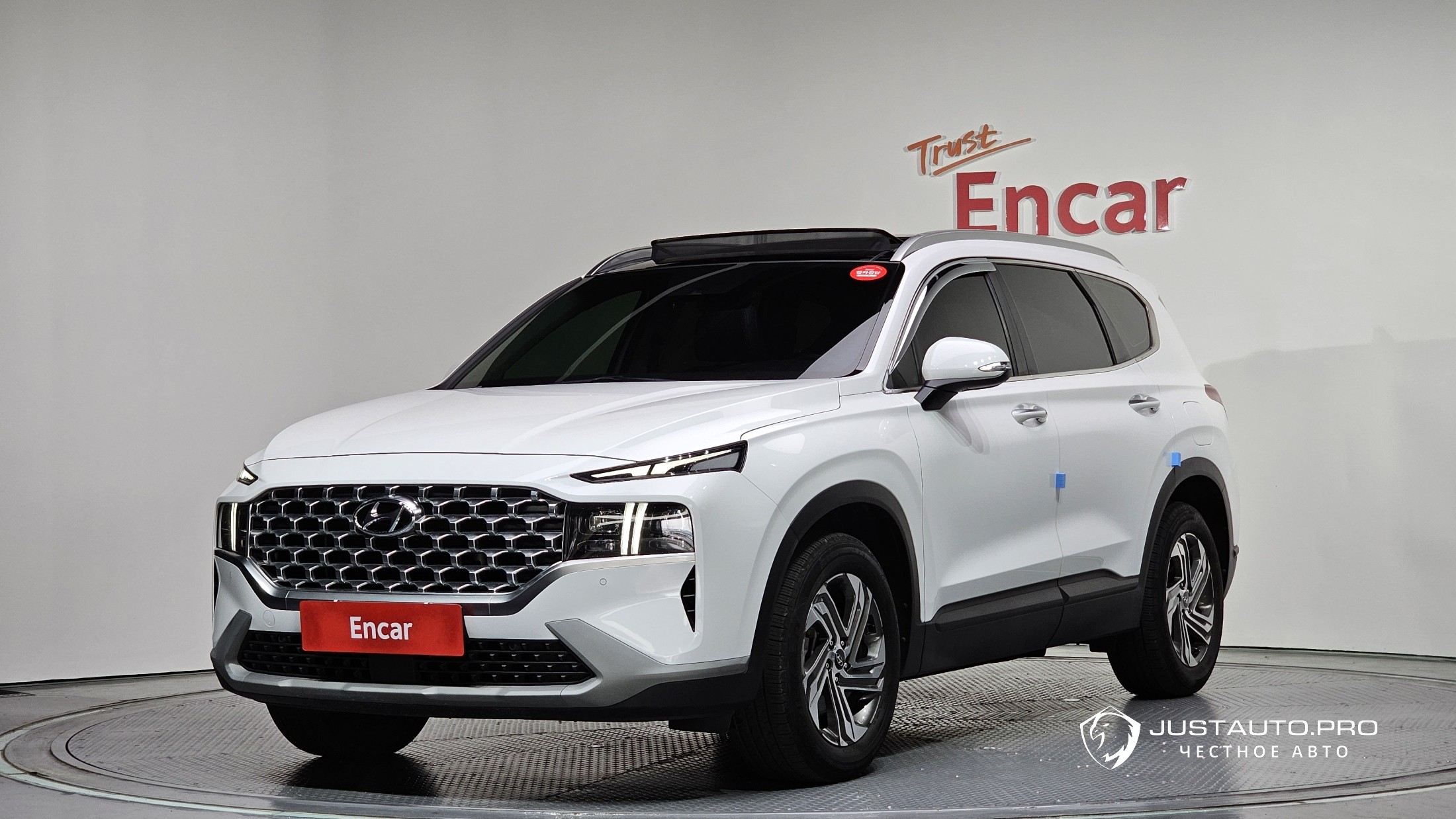 Автомобиль Hyundai Santafe