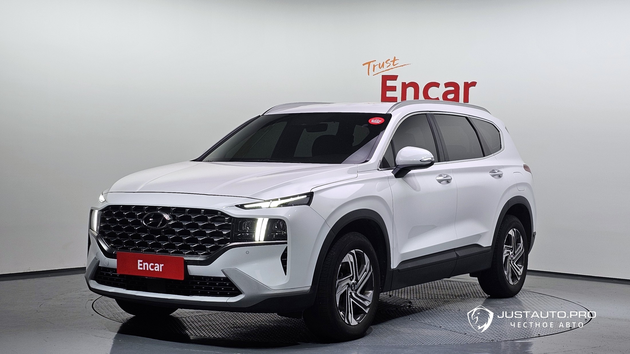 Автомобиль Hyundai Santafe