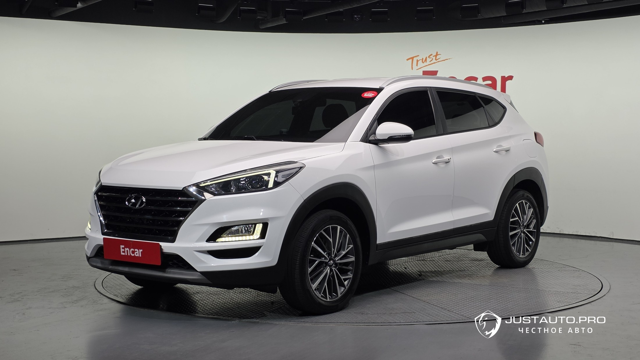 Автомобиль Hyundai Tucson