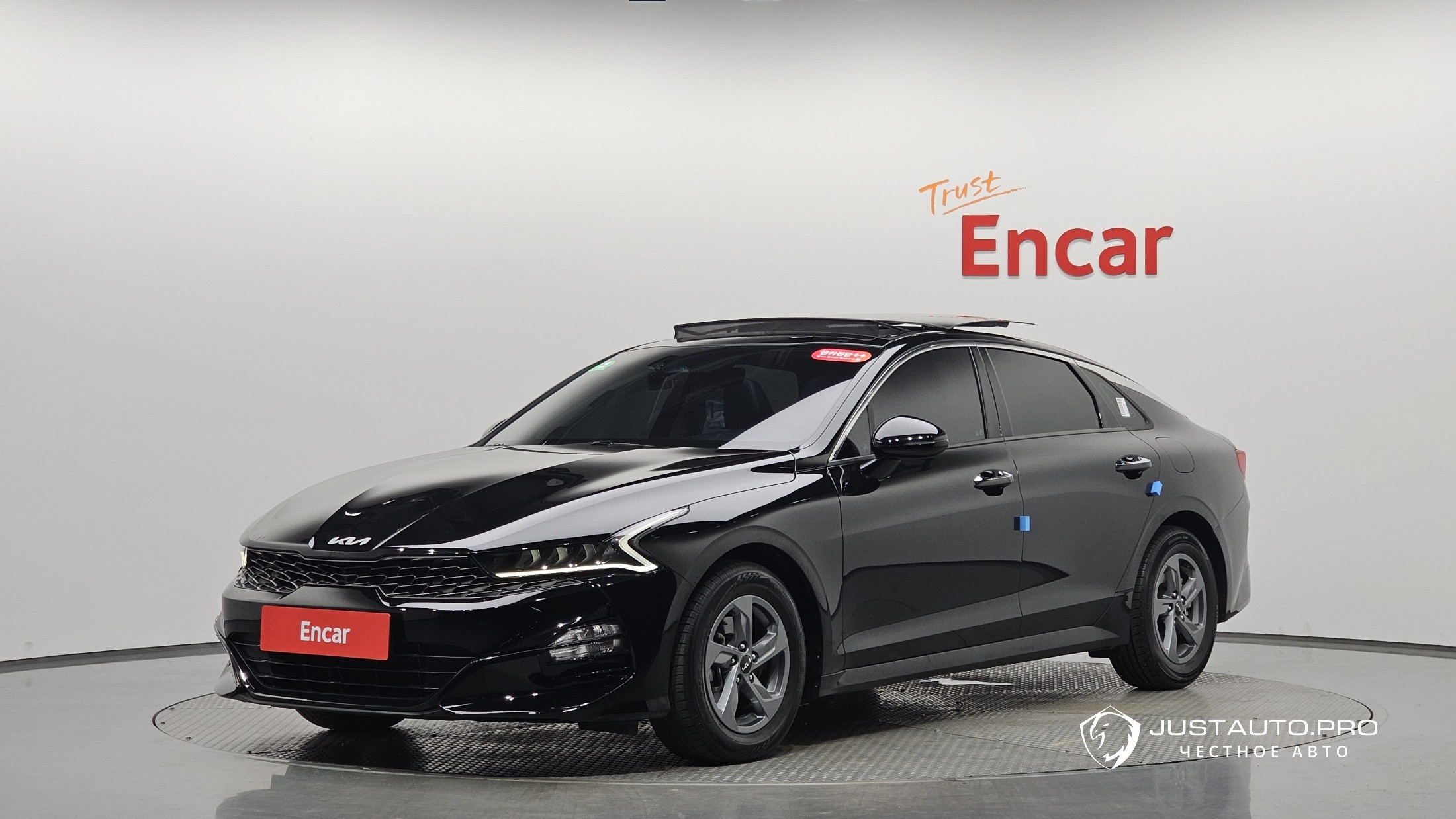 Автомобиль Kia K5