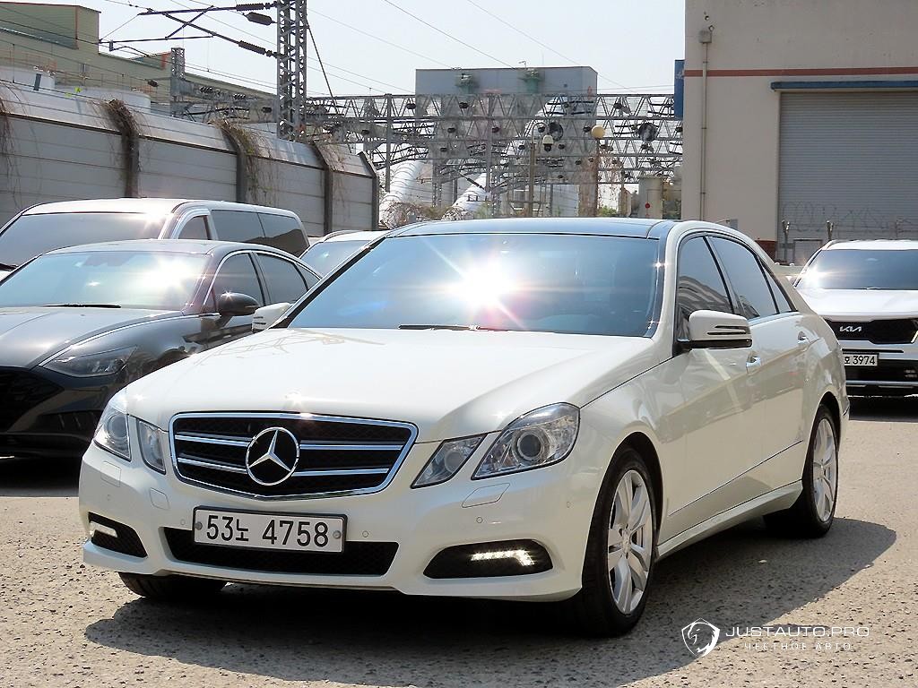 Автомобиль Mercedes-Benz E-Class