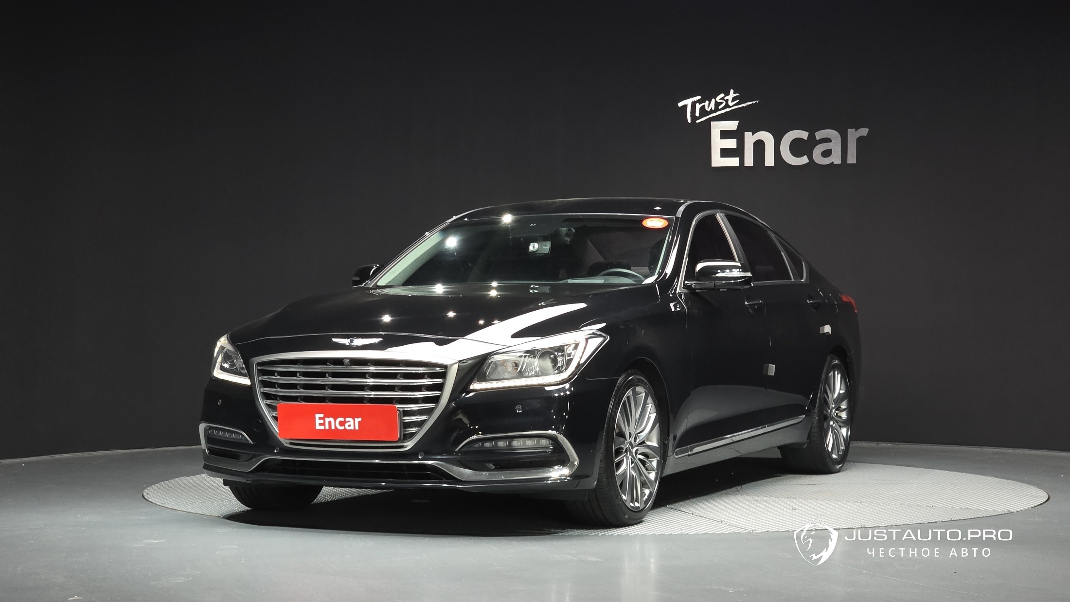 Автомобиль Genesis G80