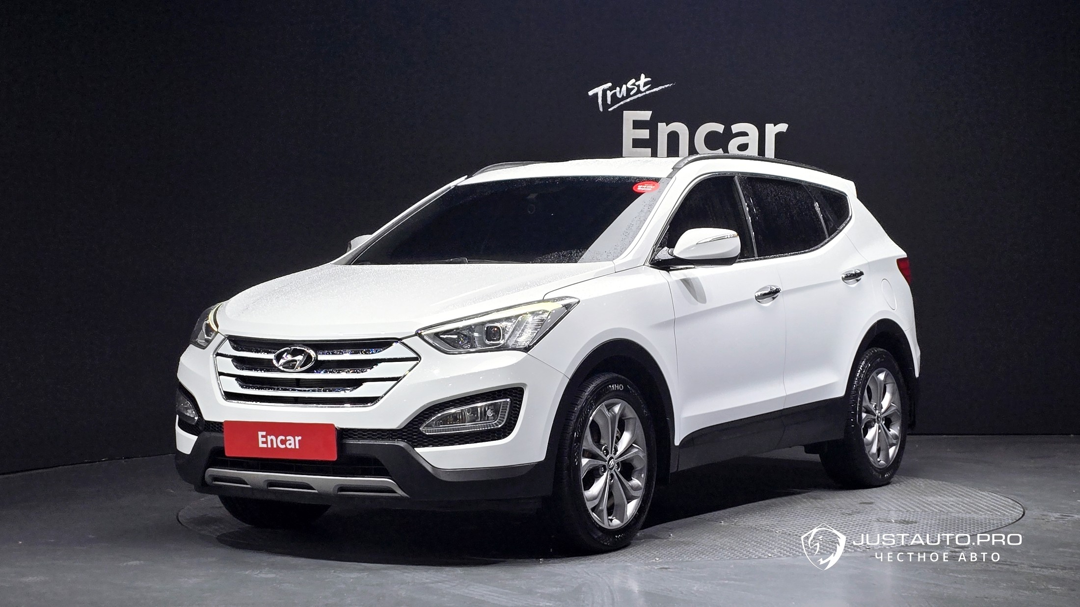 Автомобиль Hyundai Santafe