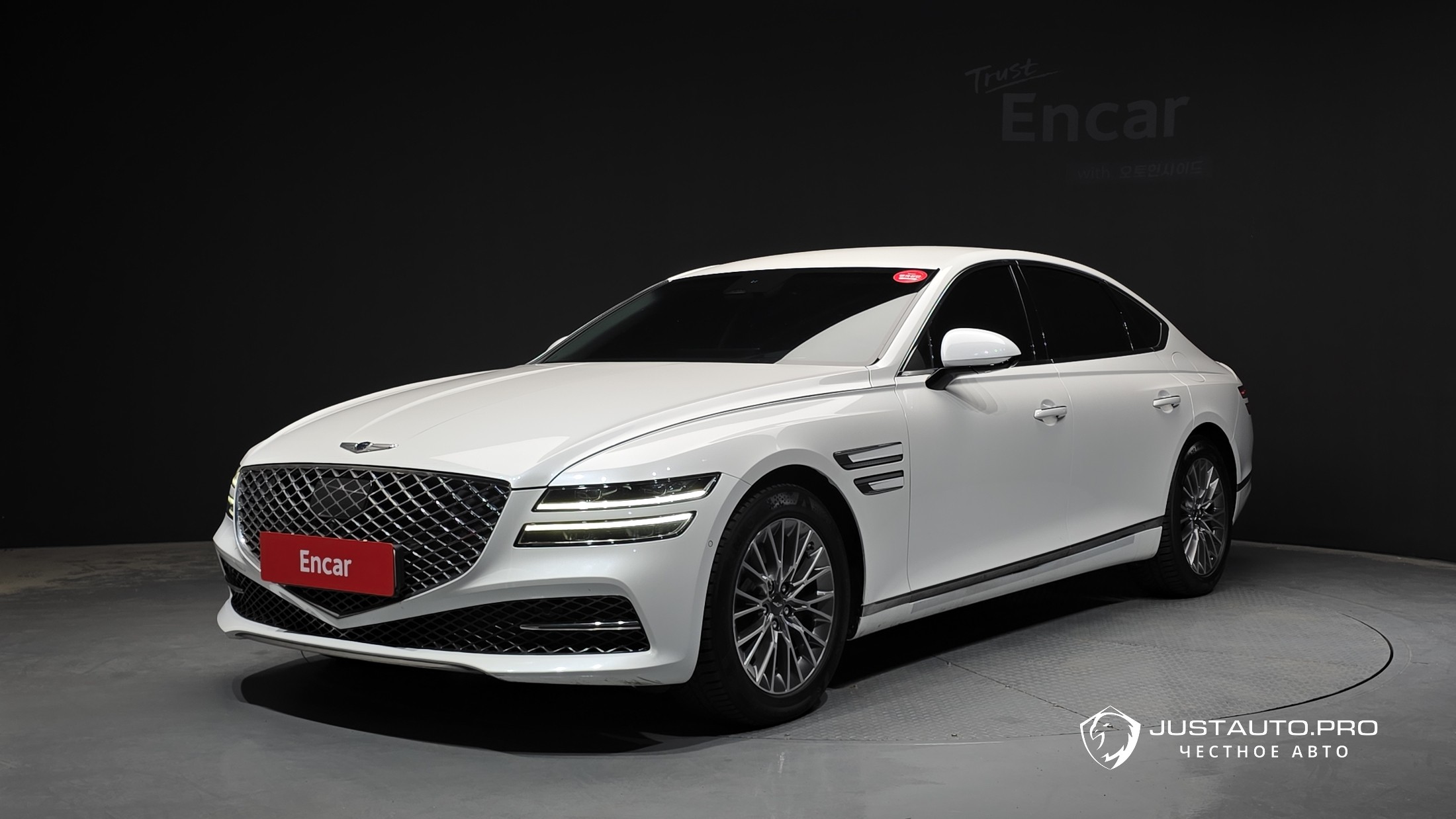 Автомобиль Genesis G80