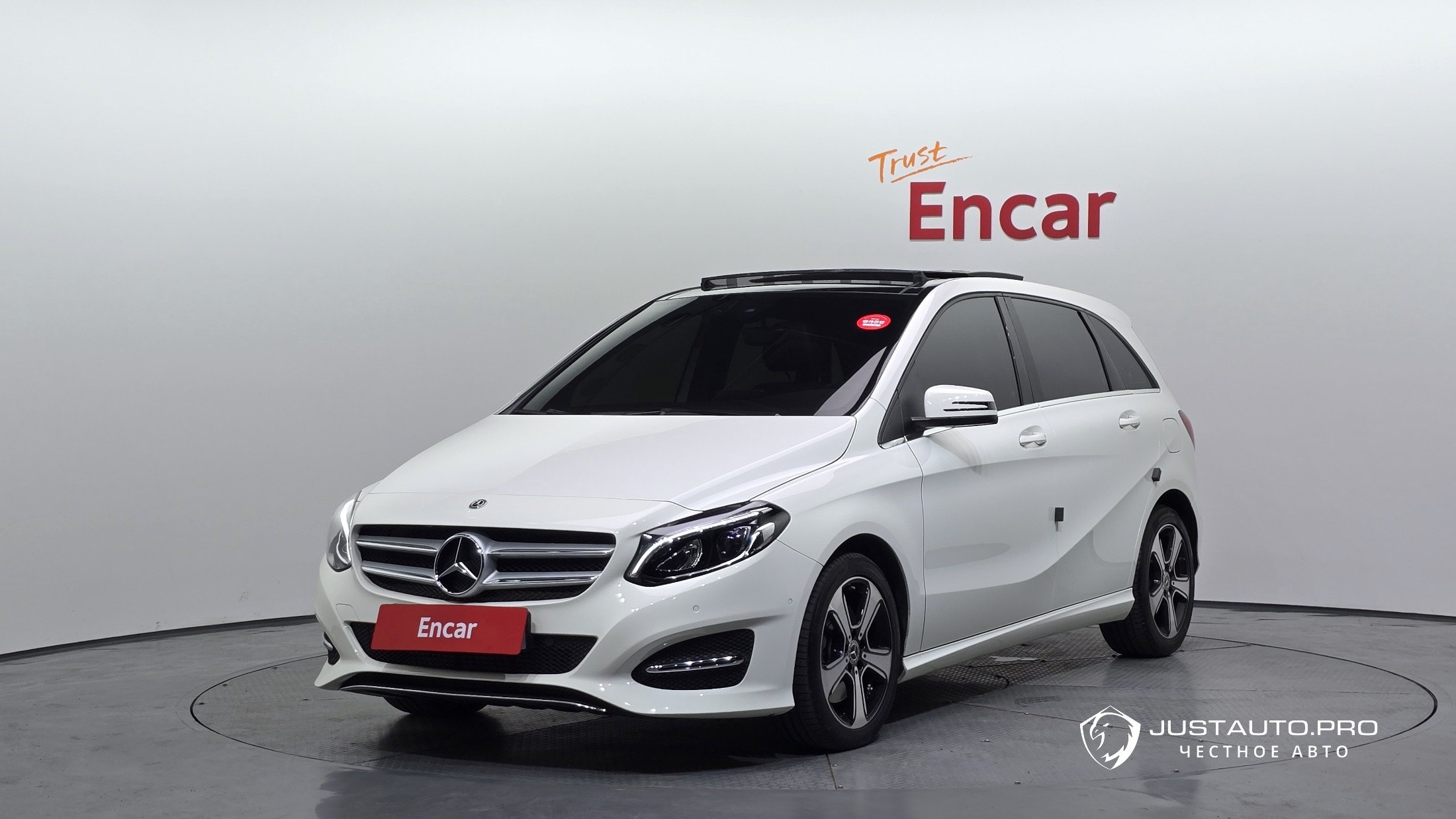 Автомобиль Mercedes-Benz B-Class