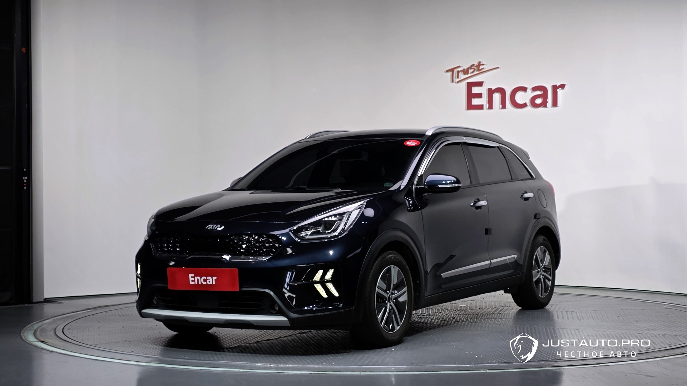 Автомобиль Kia Niro