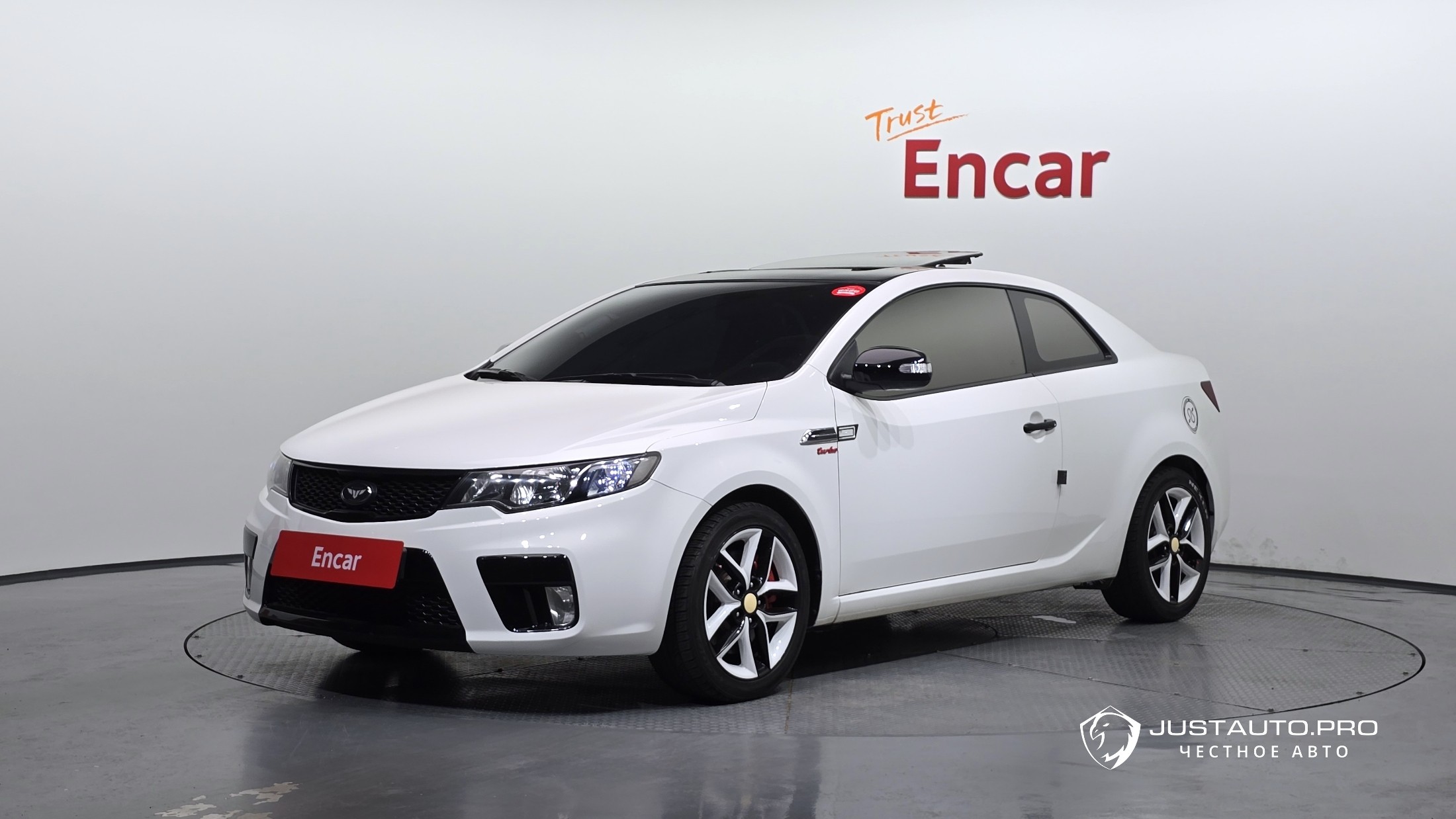 Автомобиль Kia Porte
