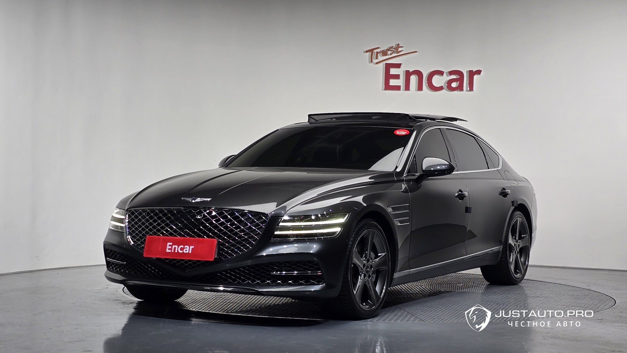 Автомобиль Genesis G80