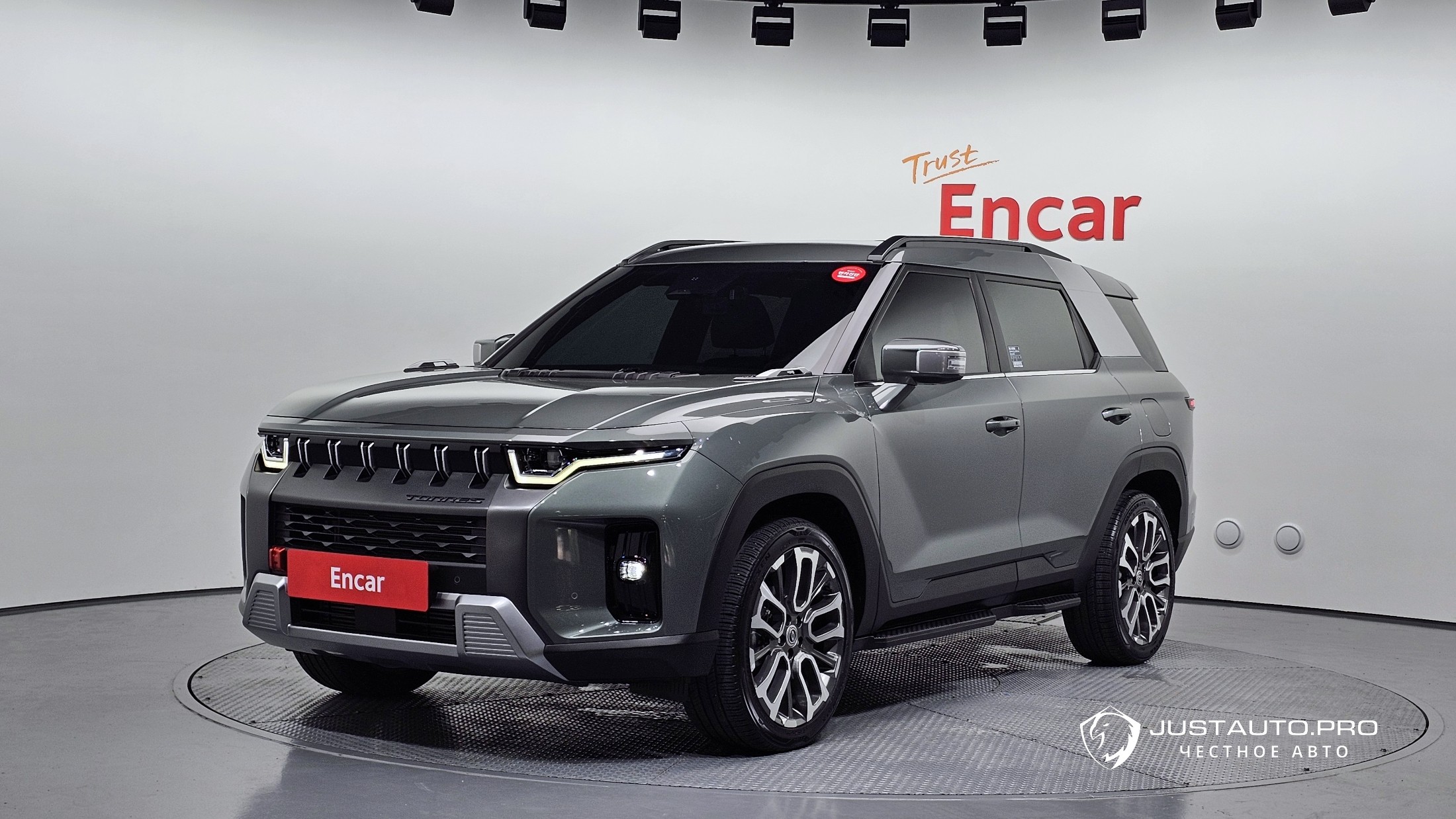Автомобиль KG_Mobility_Ssangyong Torres