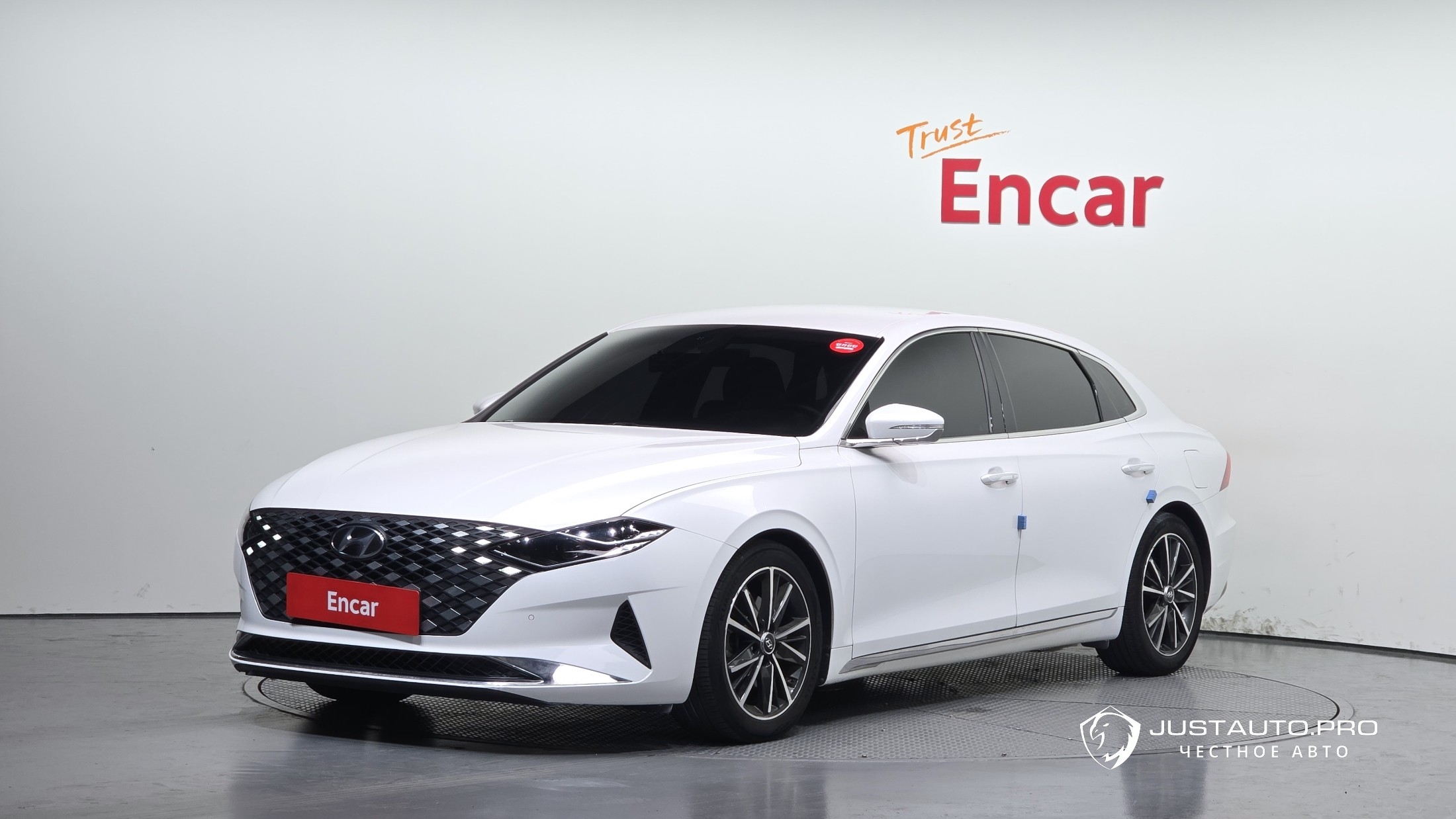 Автомобиль Hyundai Grandeur