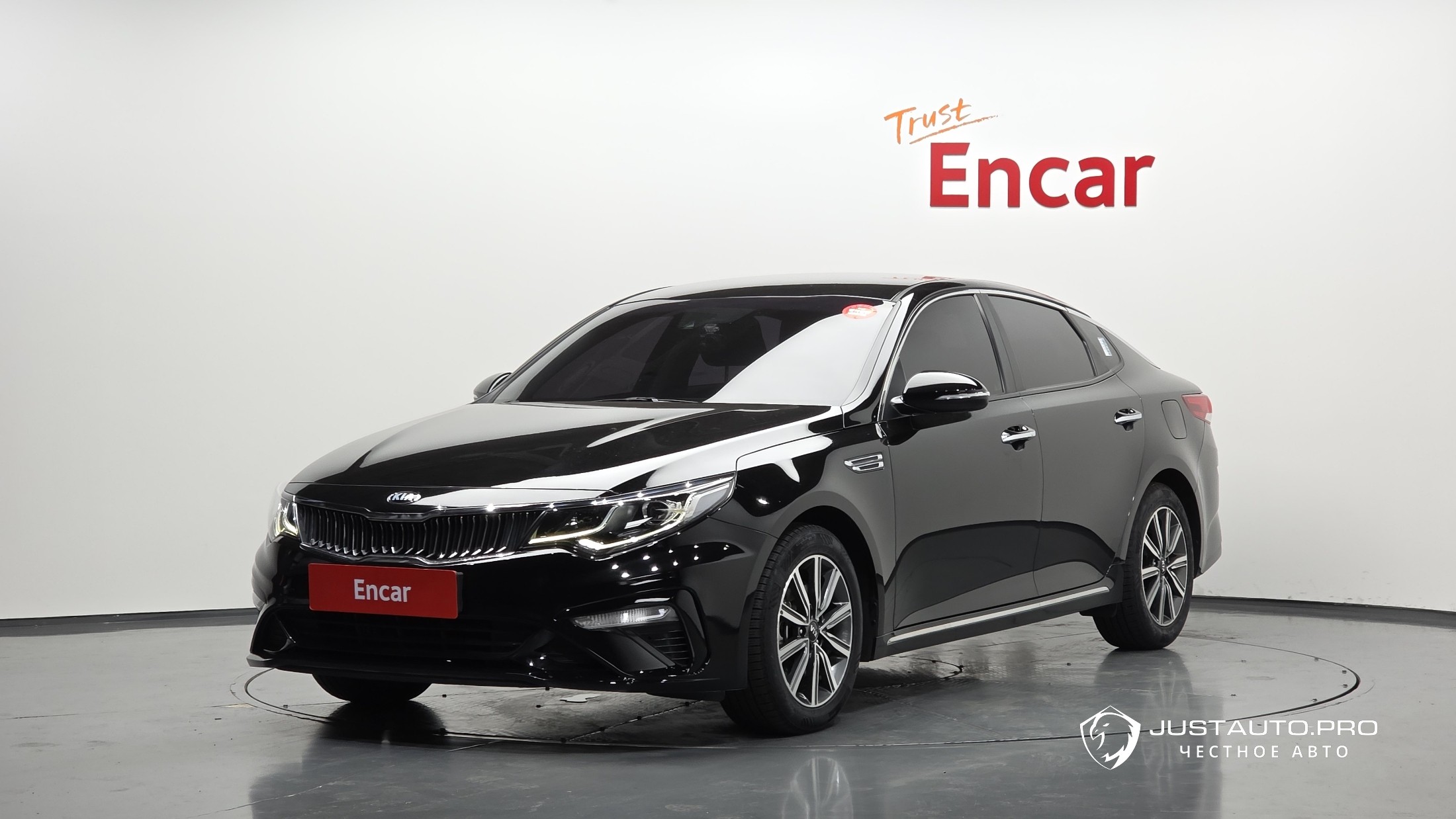 Автомобиль Kia K5