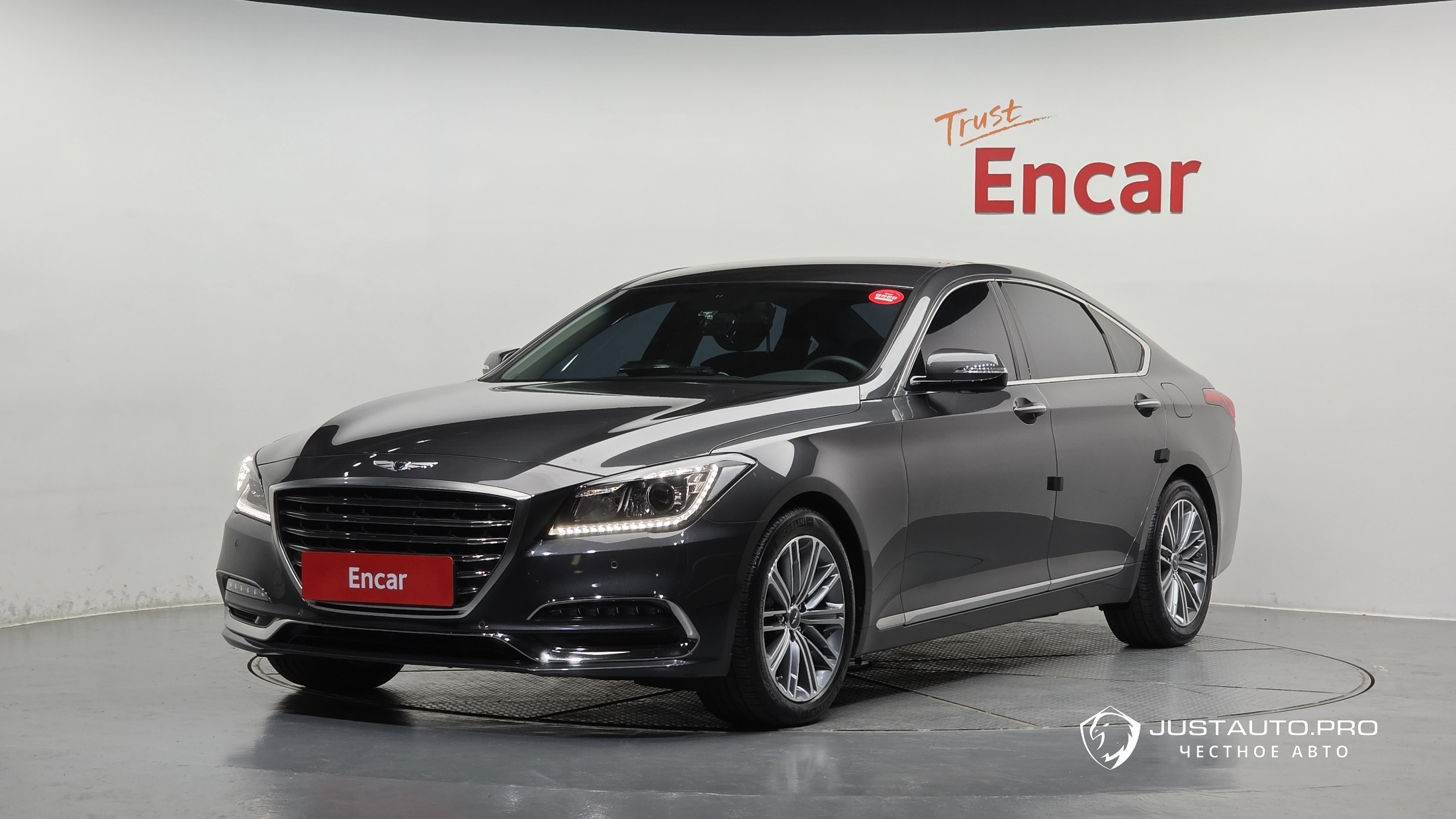 Автомобиль Genesis G80