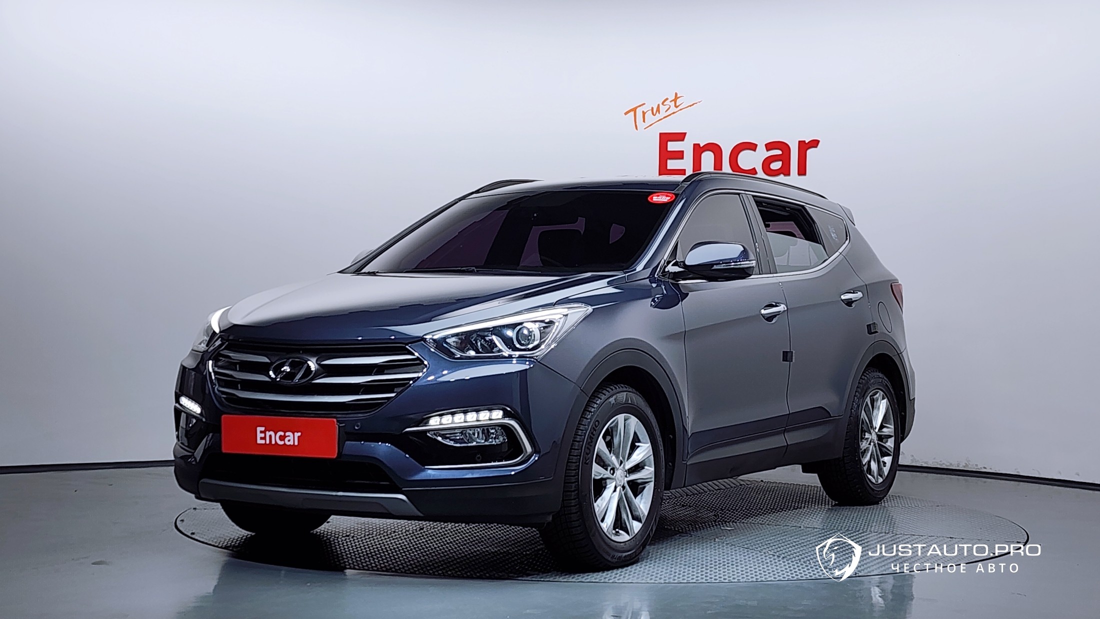 Автомобиль Hyundai Santafe