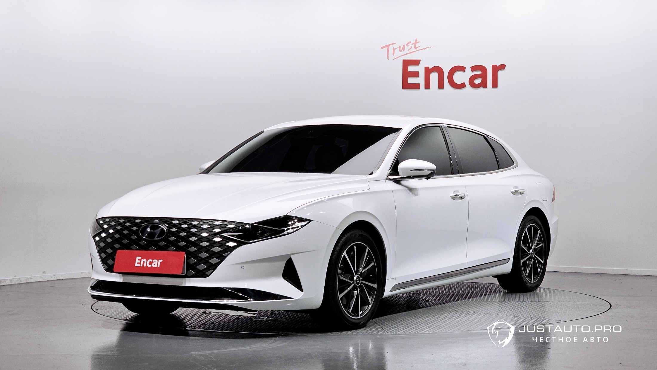 Автомобиль Hyundai Grandeur