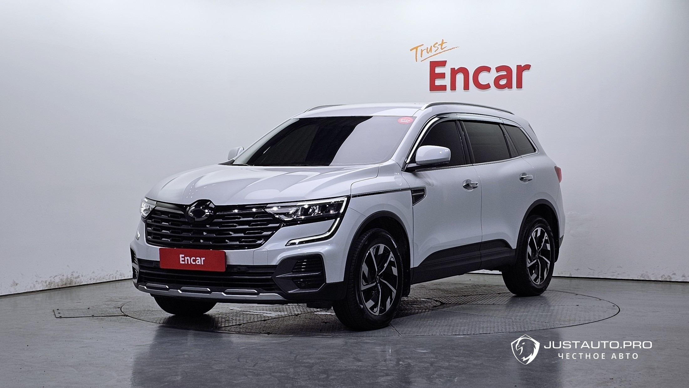 Автомобиль Renault-KoreaSamsung QM6