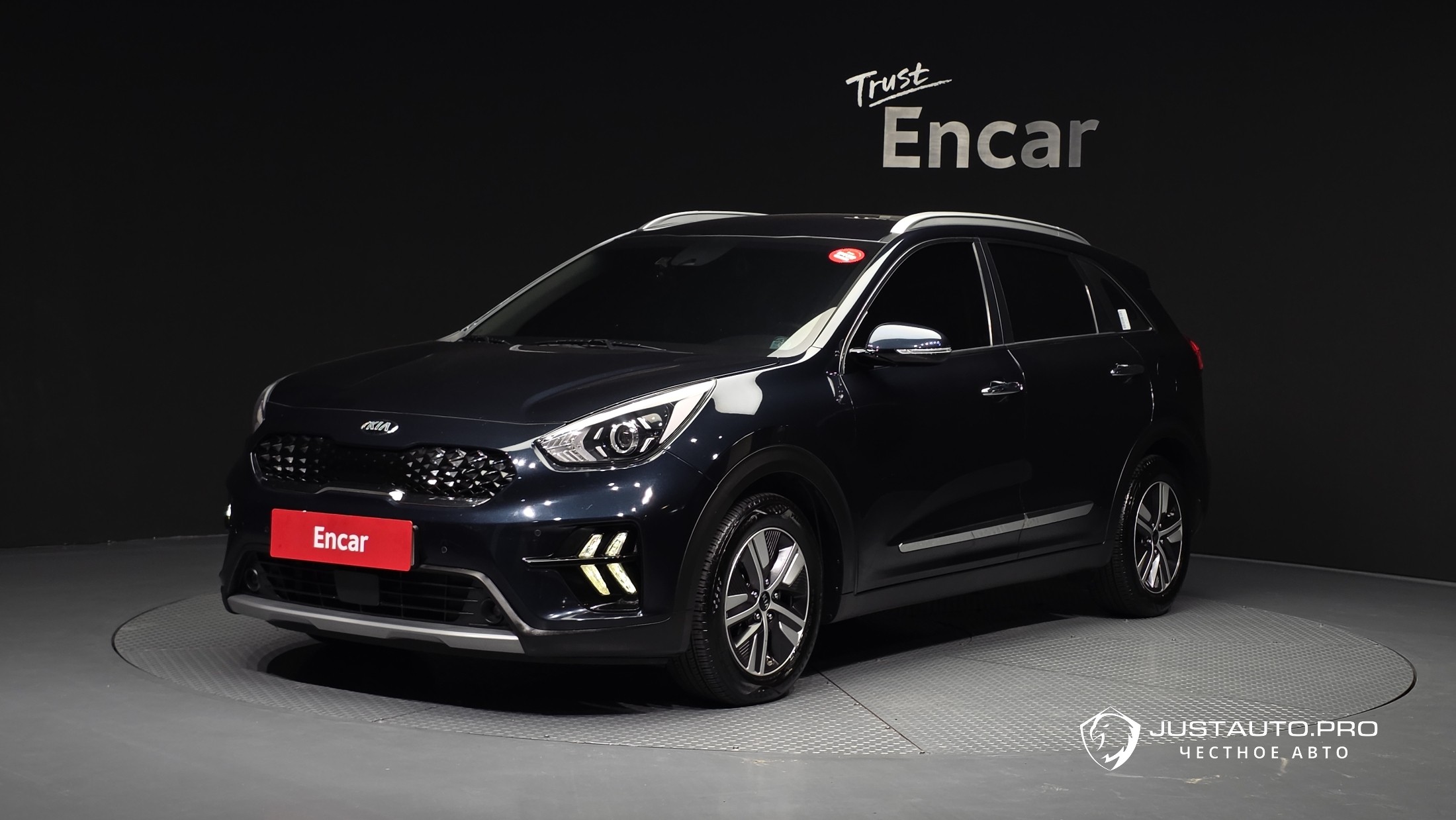 Автомобиль Kia Niro