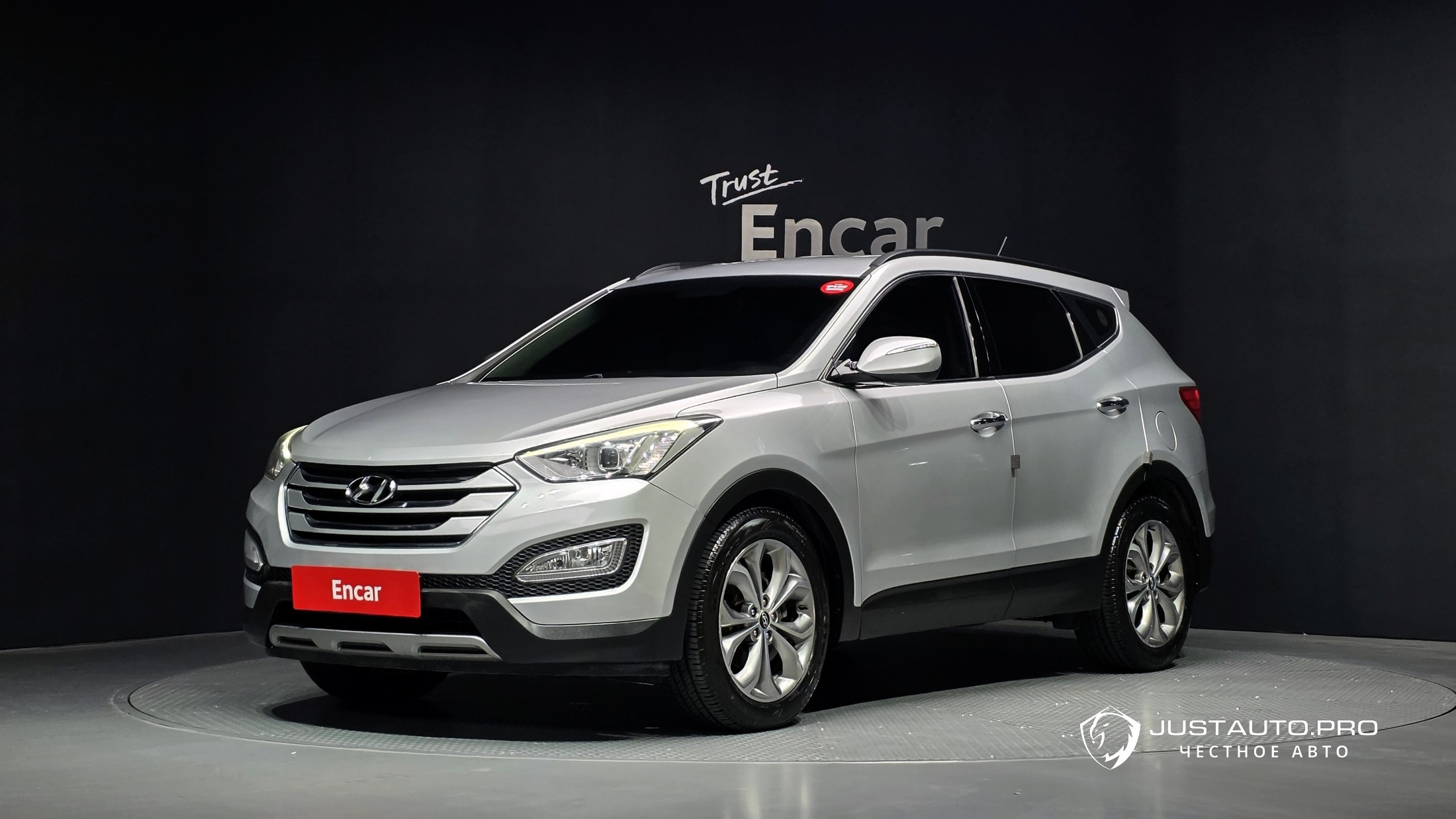 Автомобиль Hyundai Santafe