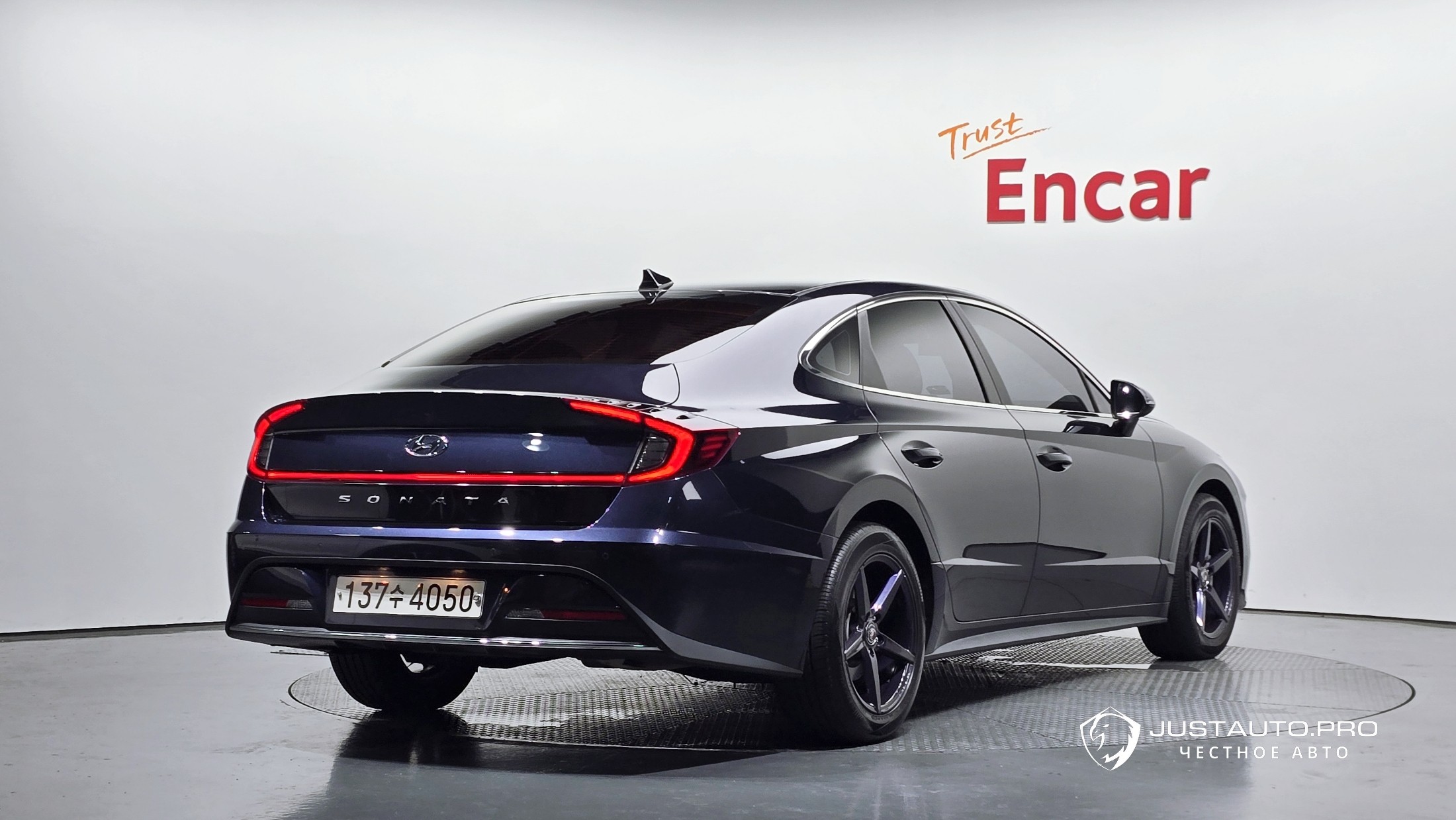 Автомобиль Hyundai Sonata