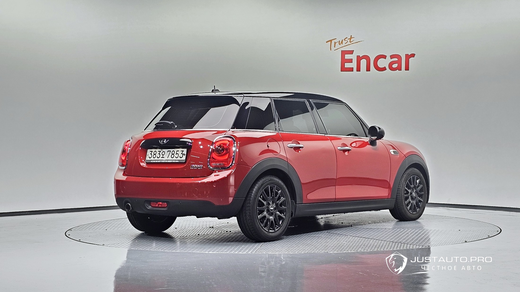 Автомобиль Mini Cooper