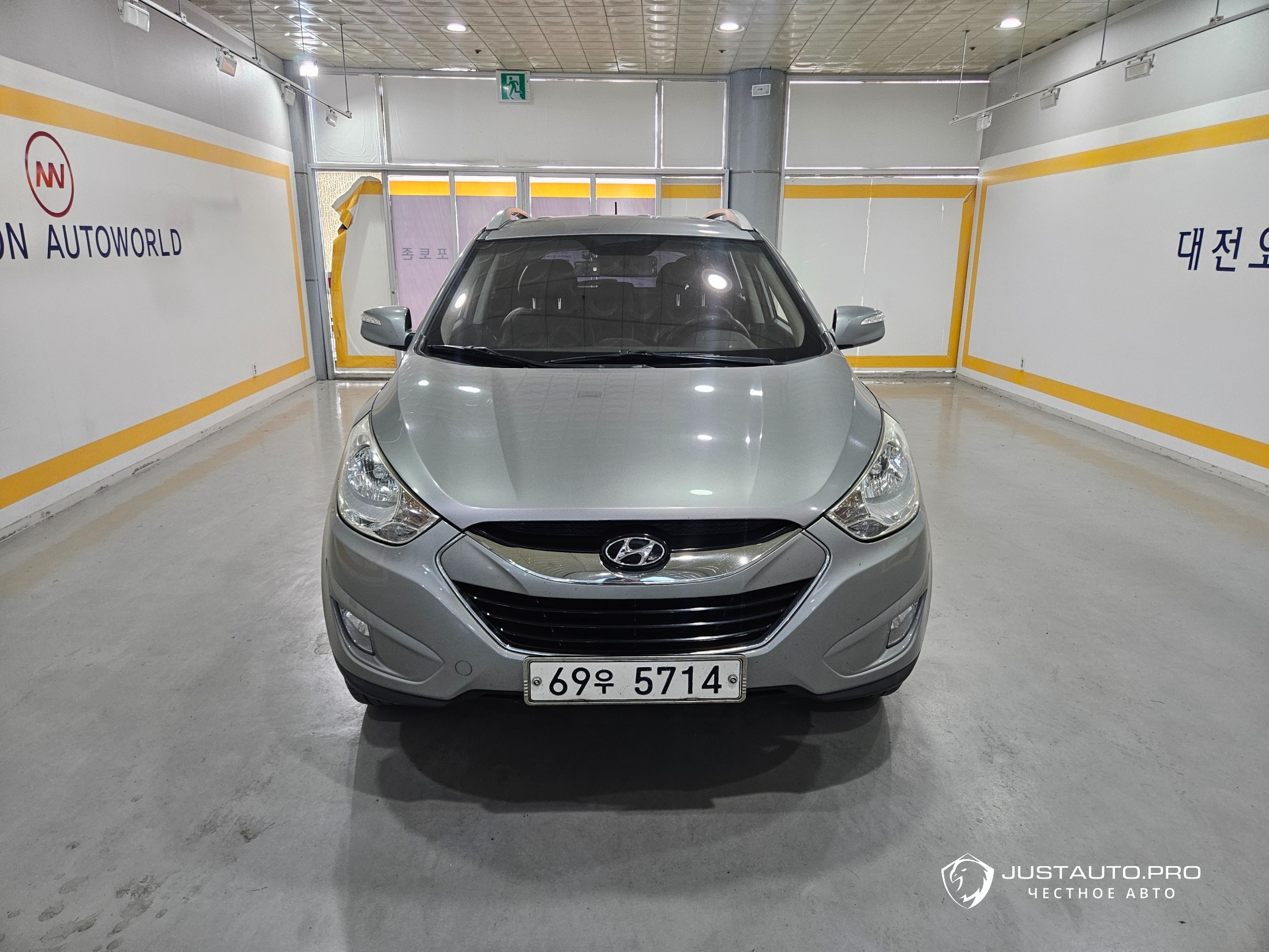 Автомобиль Hyundai Tucson