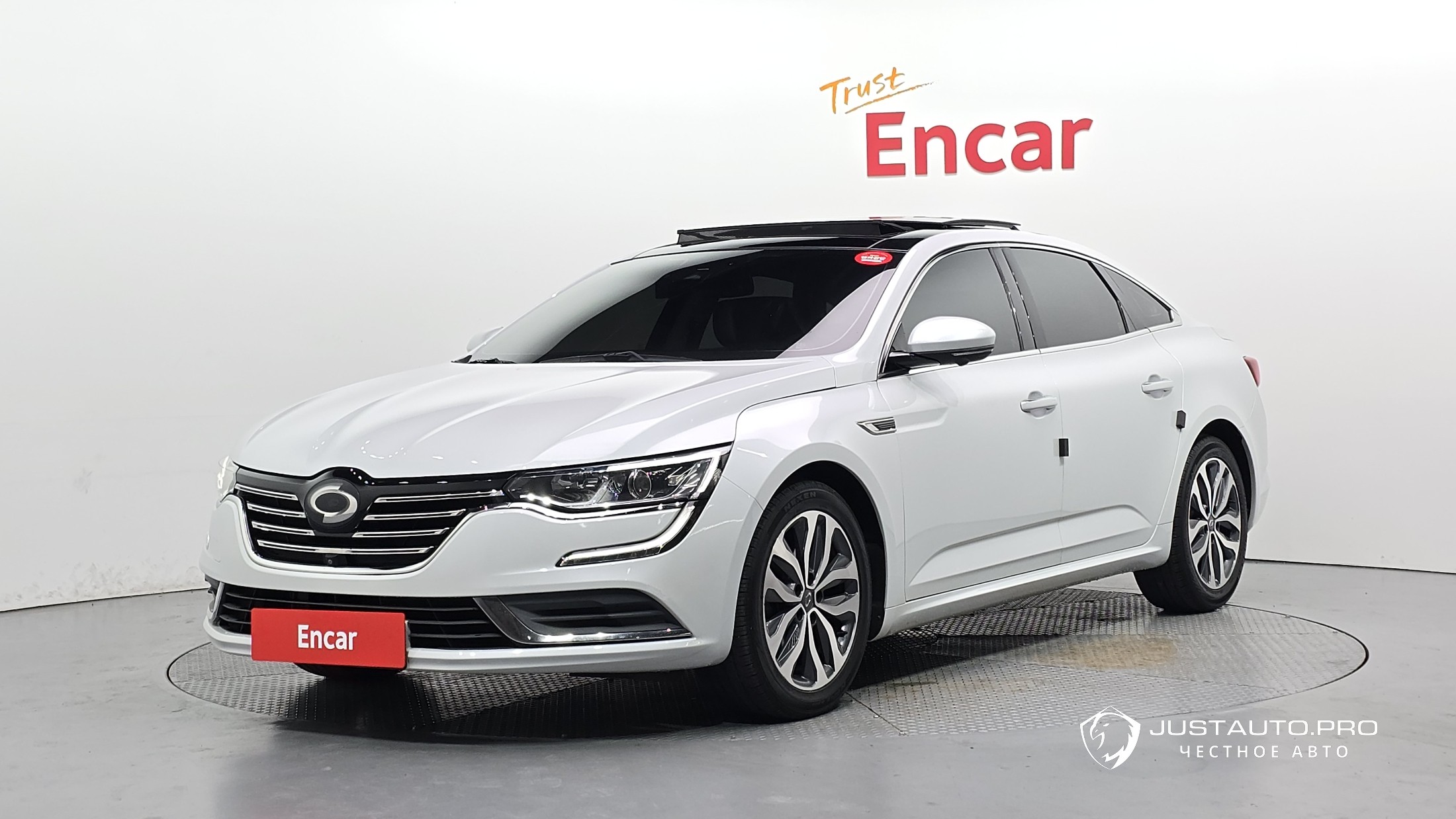 Автомобиль Renault-KoreaSamsung SM6