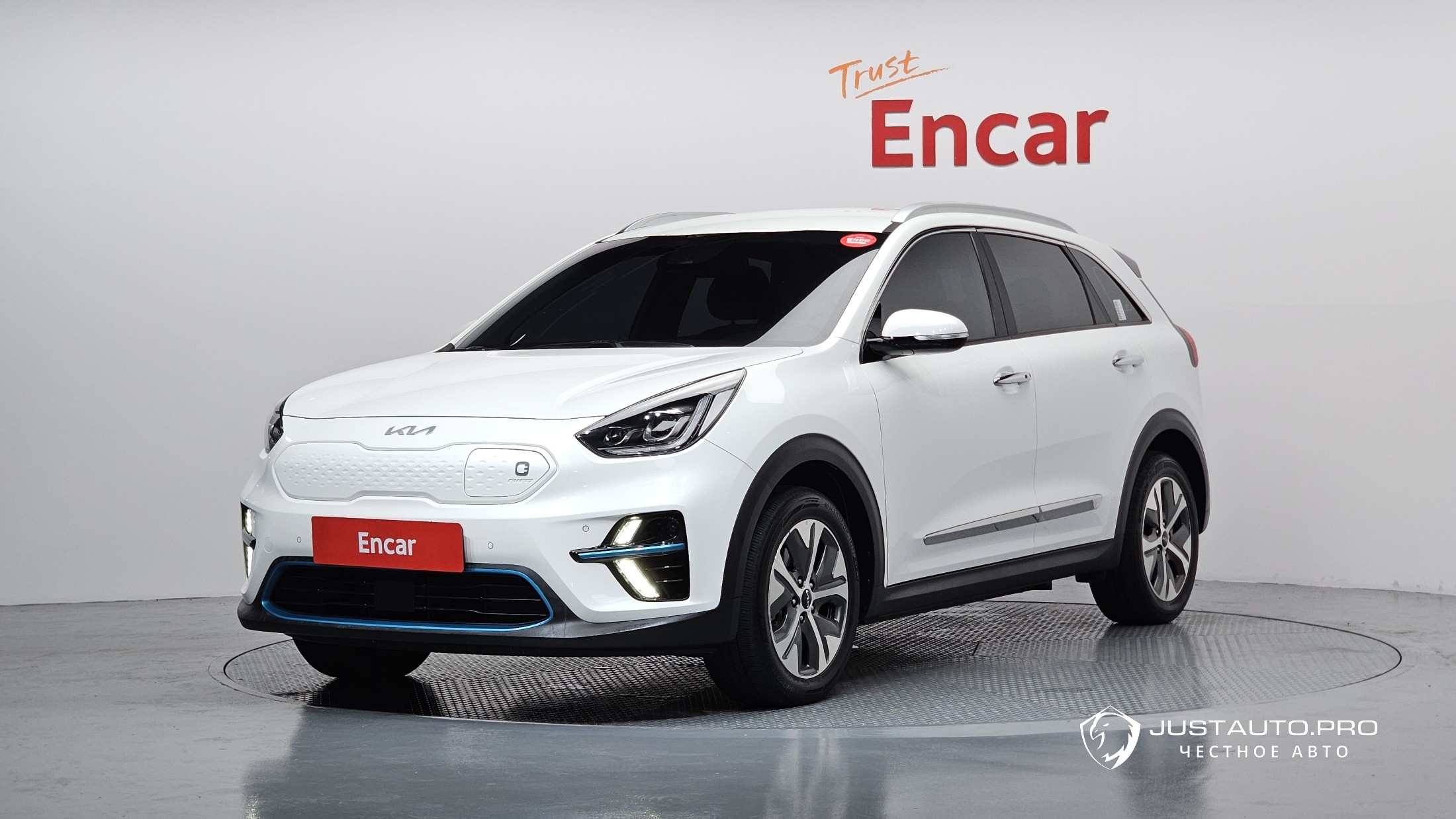 Автомобиль Kia Niro